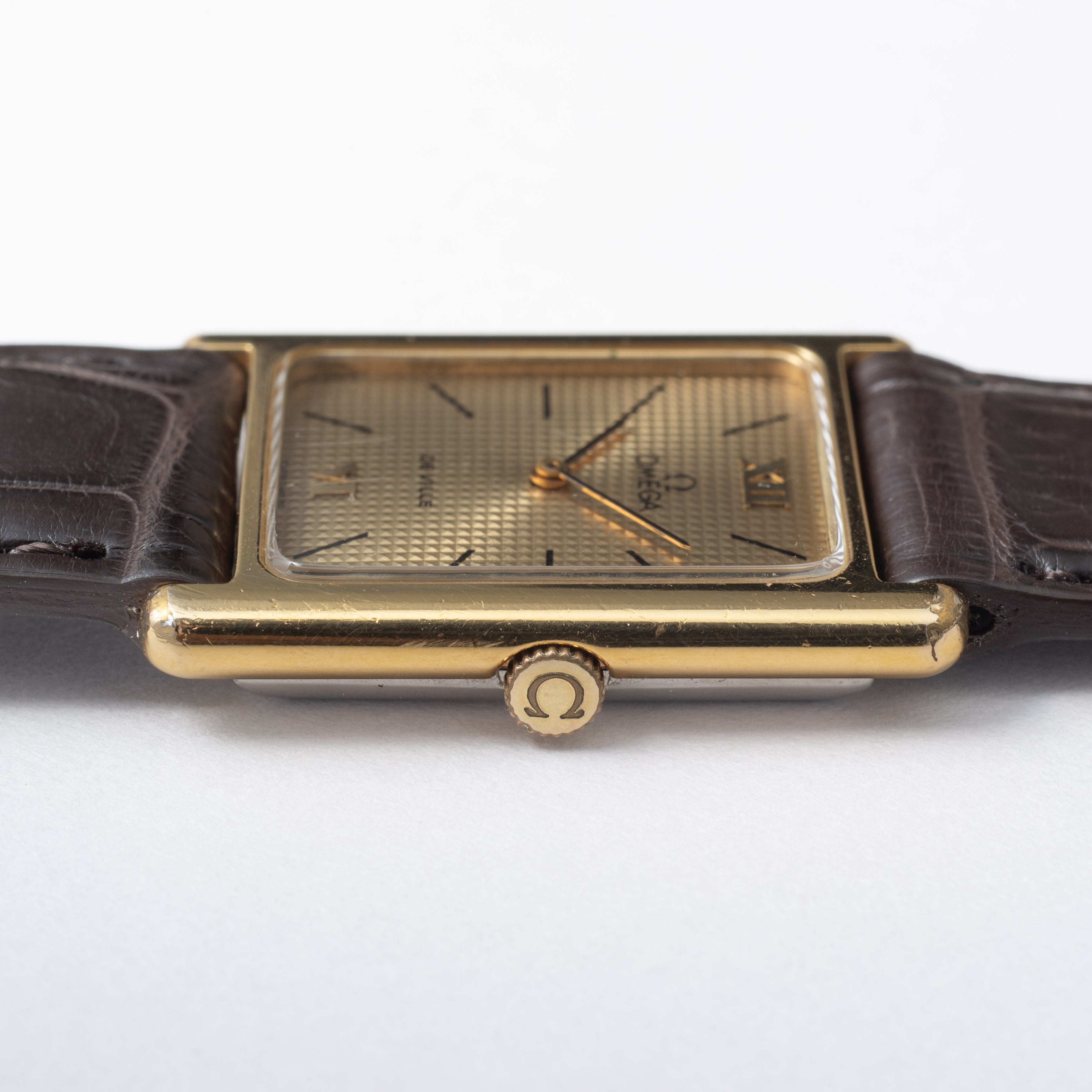 オメガ デ・ヴィル 1973年製 タンクウオッチ 手巻き 金張り Cal.625