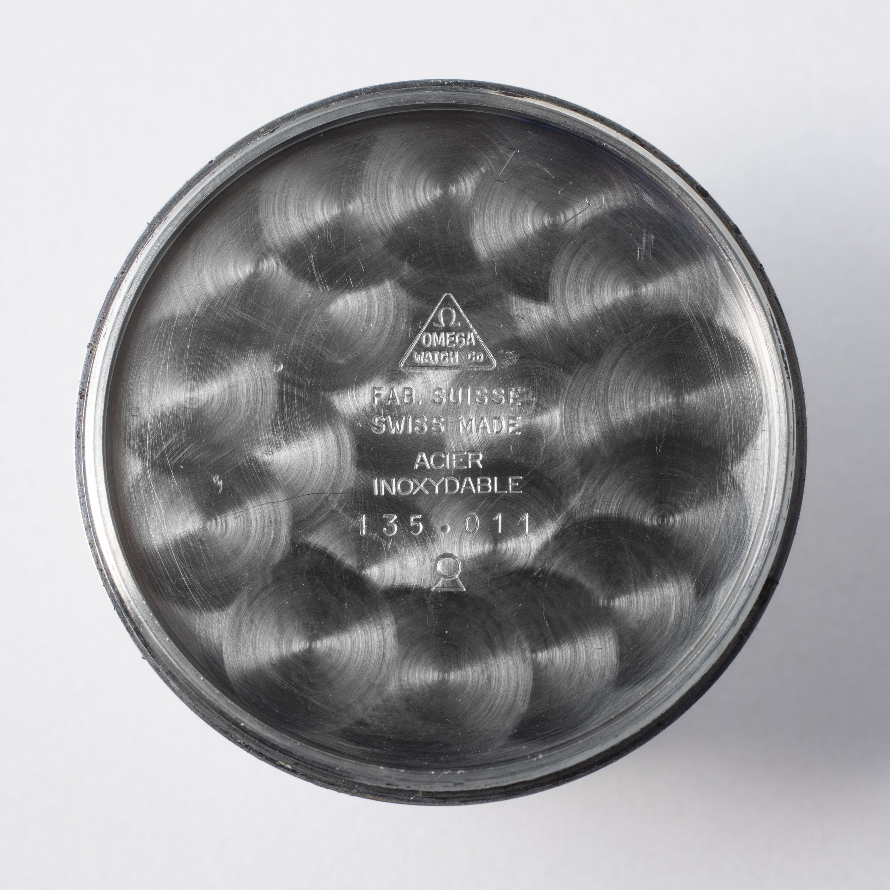 オメガ ジュネーブ 1967年製 手巻き ラウンドケース Ref.135.011 ノンデイト