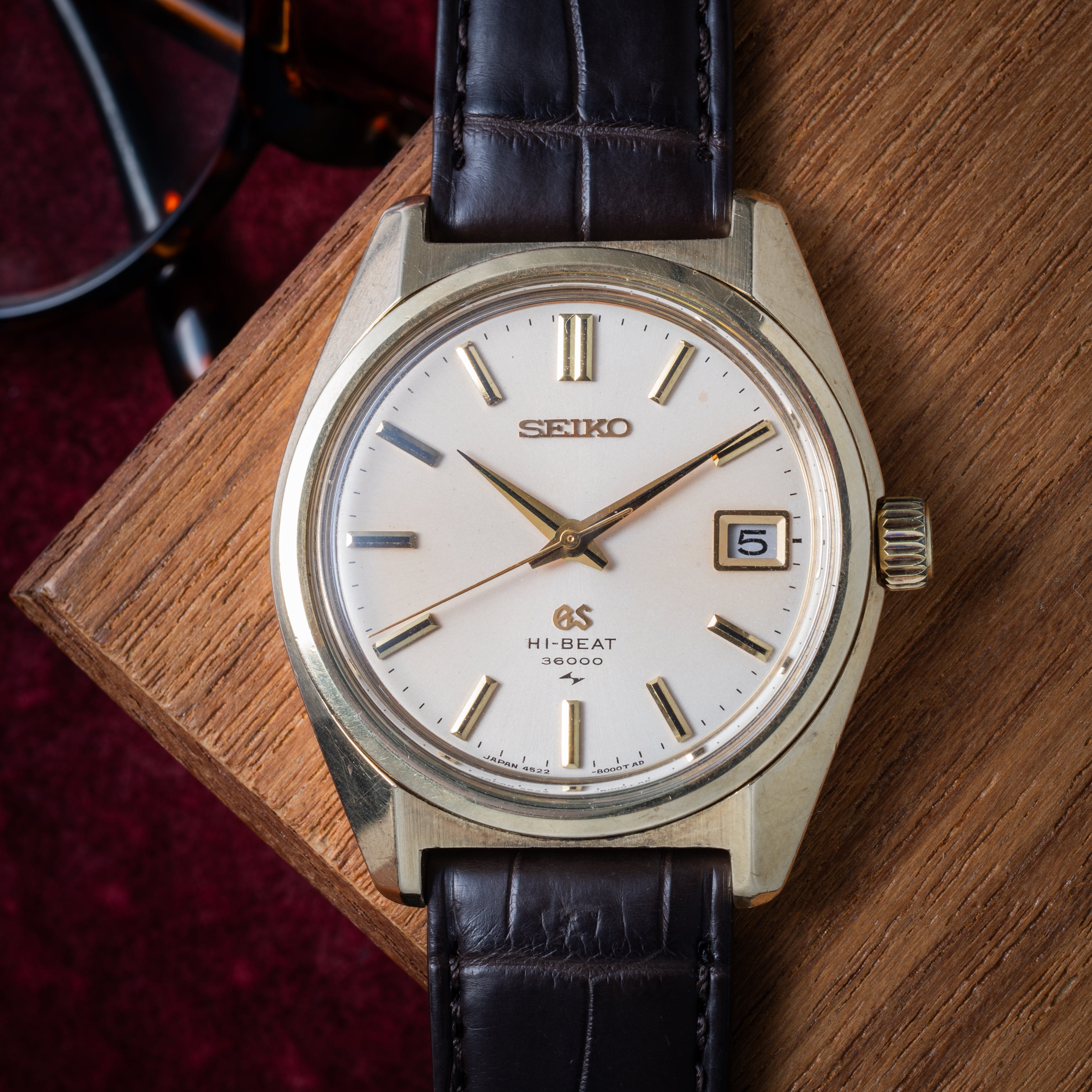 グランドセイコー 10振動 1971年製 CAPゴールド 45GS Ref.4522-8000 箱付き