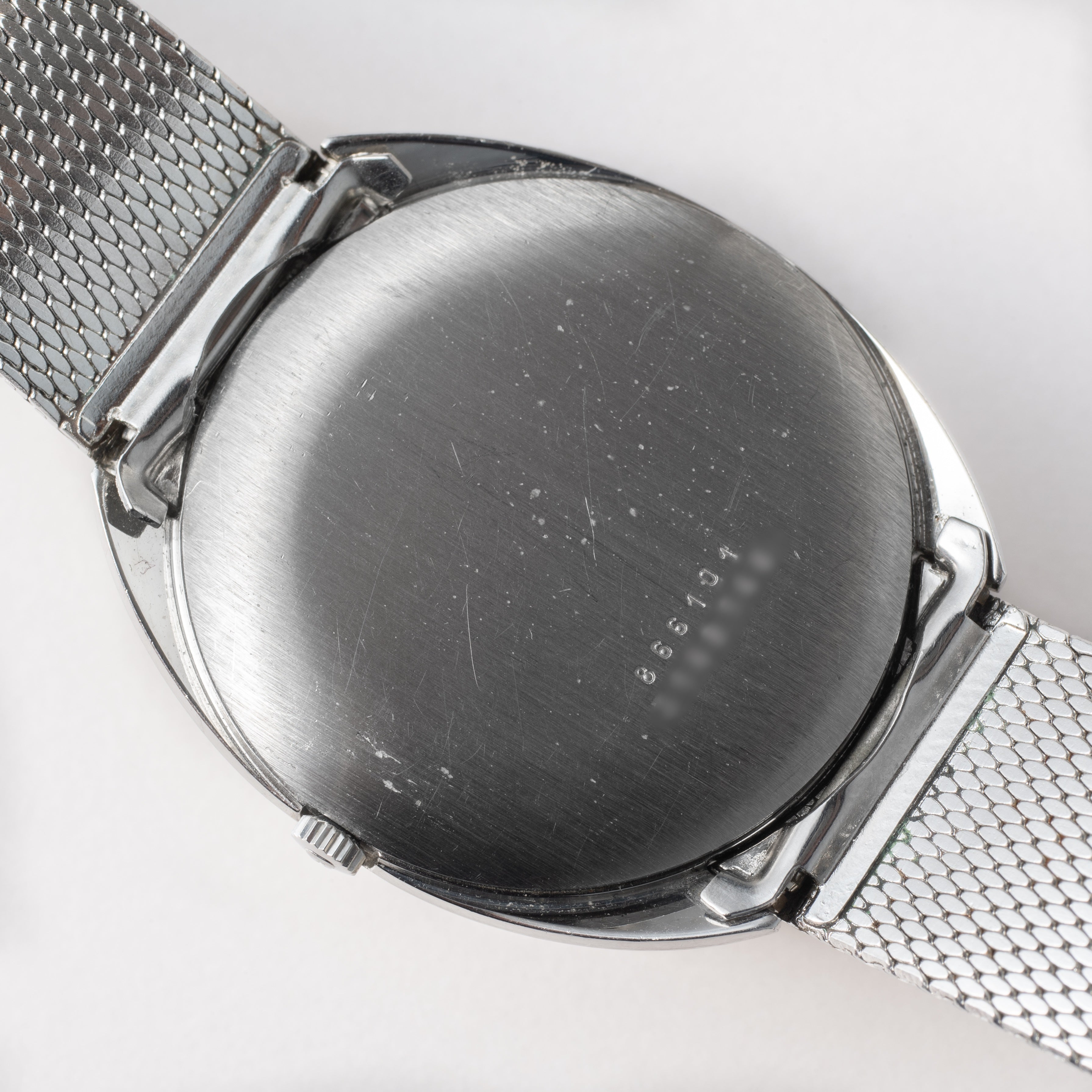 ユニバーサル ジュネーブ ホワイトシャドウ 1970年代製 純正メッシュブレス付き