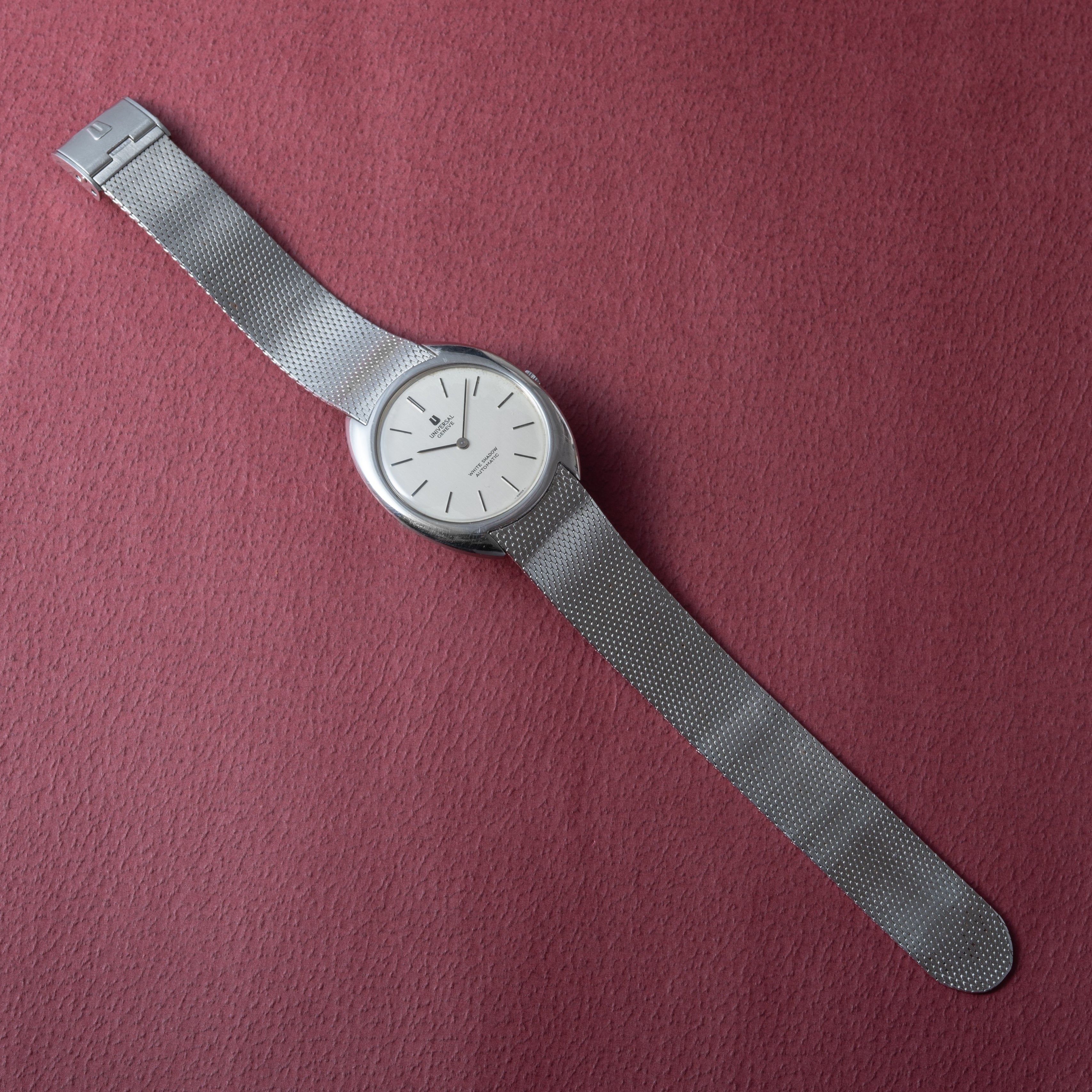 ユニバーサル ジュネーブ ホワイトシャドウ 1970年代製 純正メッシュブレス付き