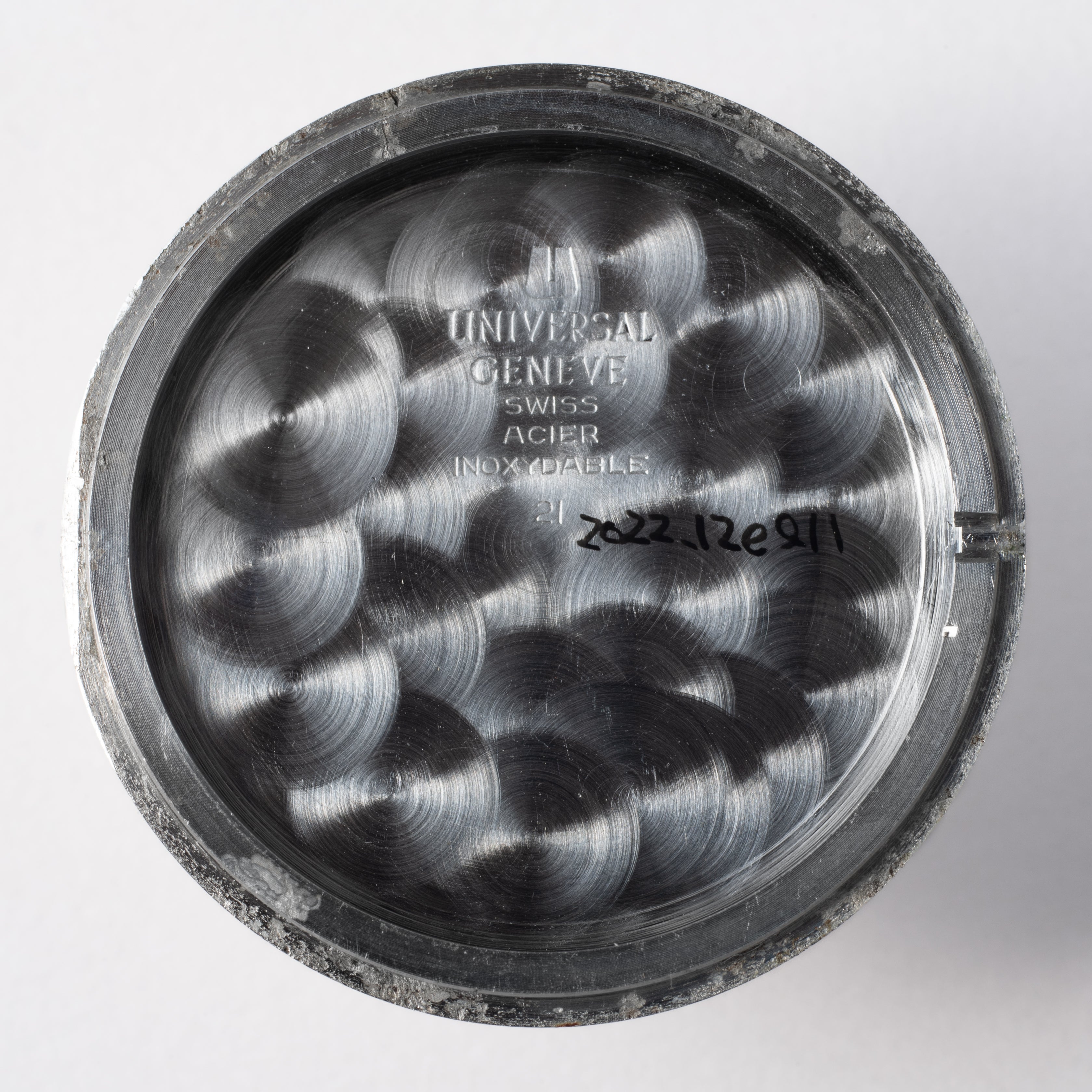 ユニバーサル ジュネーブ ホワイトシャドウ 1970年代製 純正メッシュブレス付き