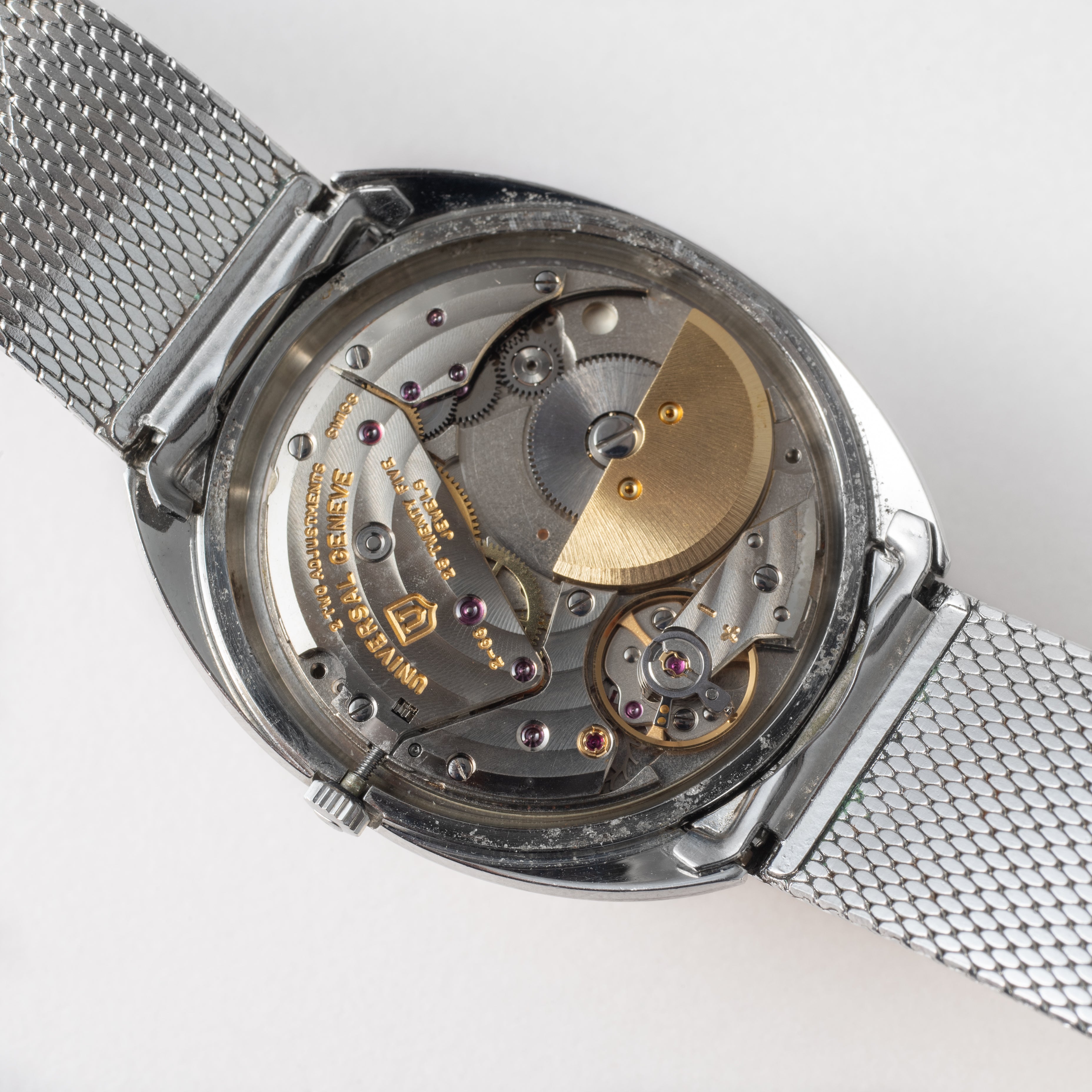 ユニバーサル ジュネーブ ホワイトシャドウ 1970年代製 純正メッシュブレス付き