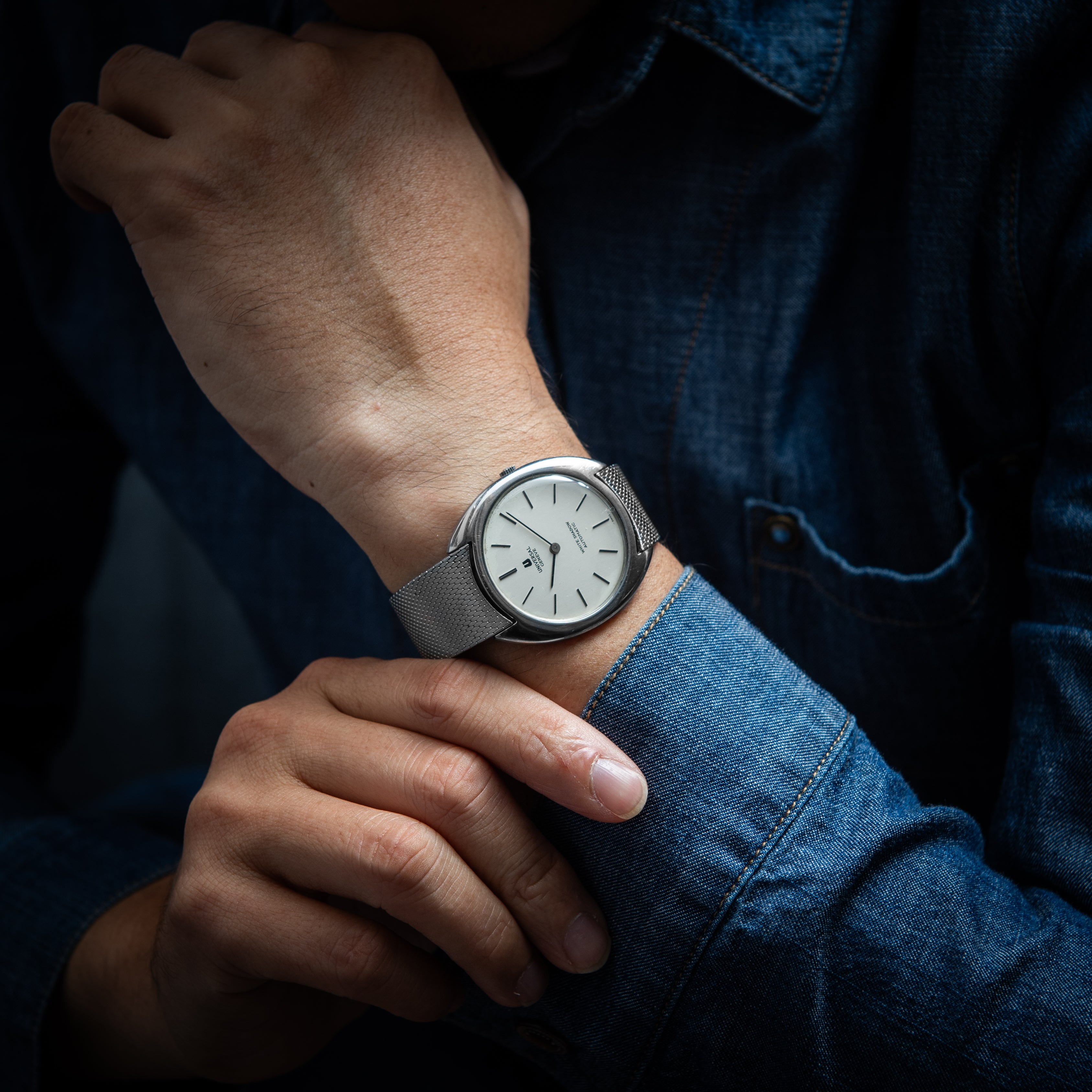 ユニバーサル ジュネーブ ホワイトシャドウ 1970年代製 純正メッシュブレス付き