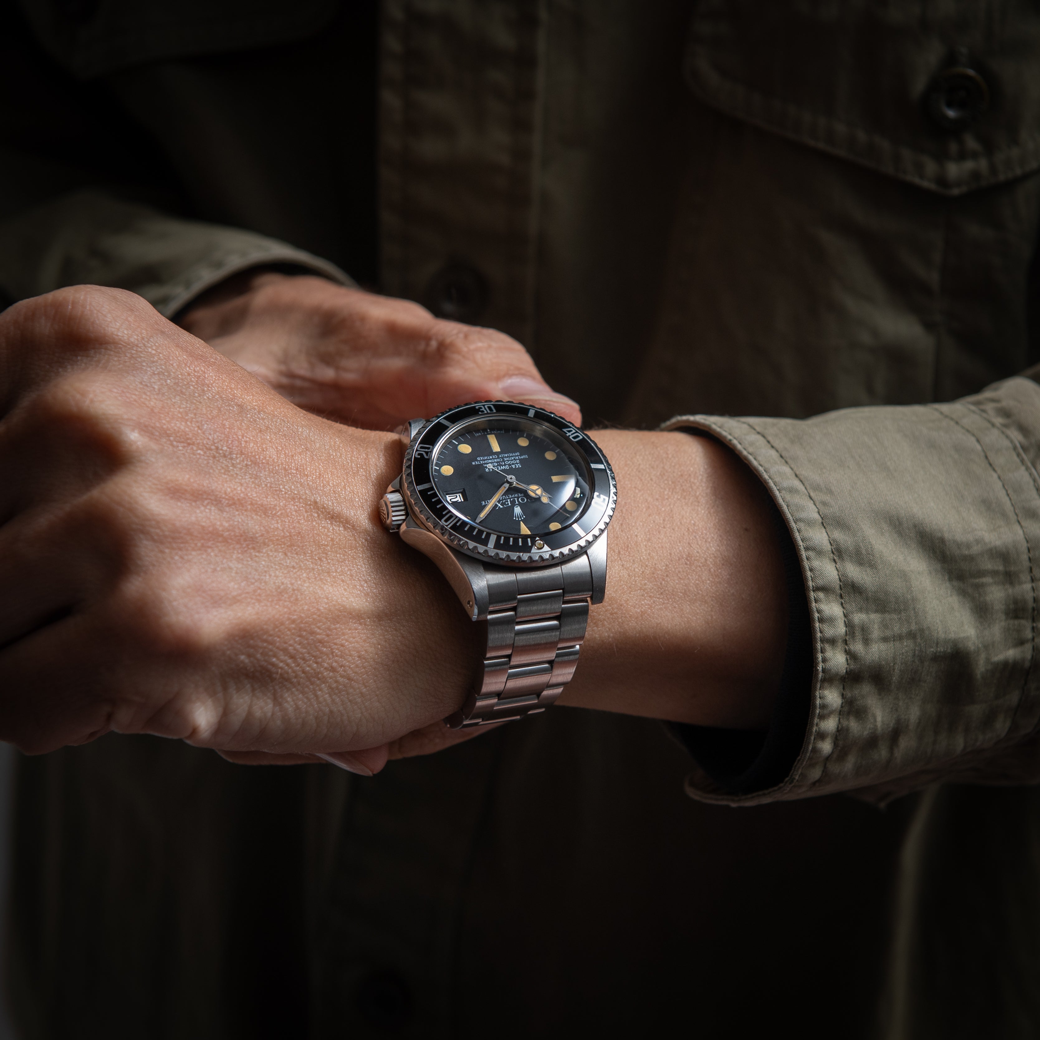 ロレックス シードゥエラー マーク1ダイヤル 1977年製 Ref.1665 箱、冊子付き