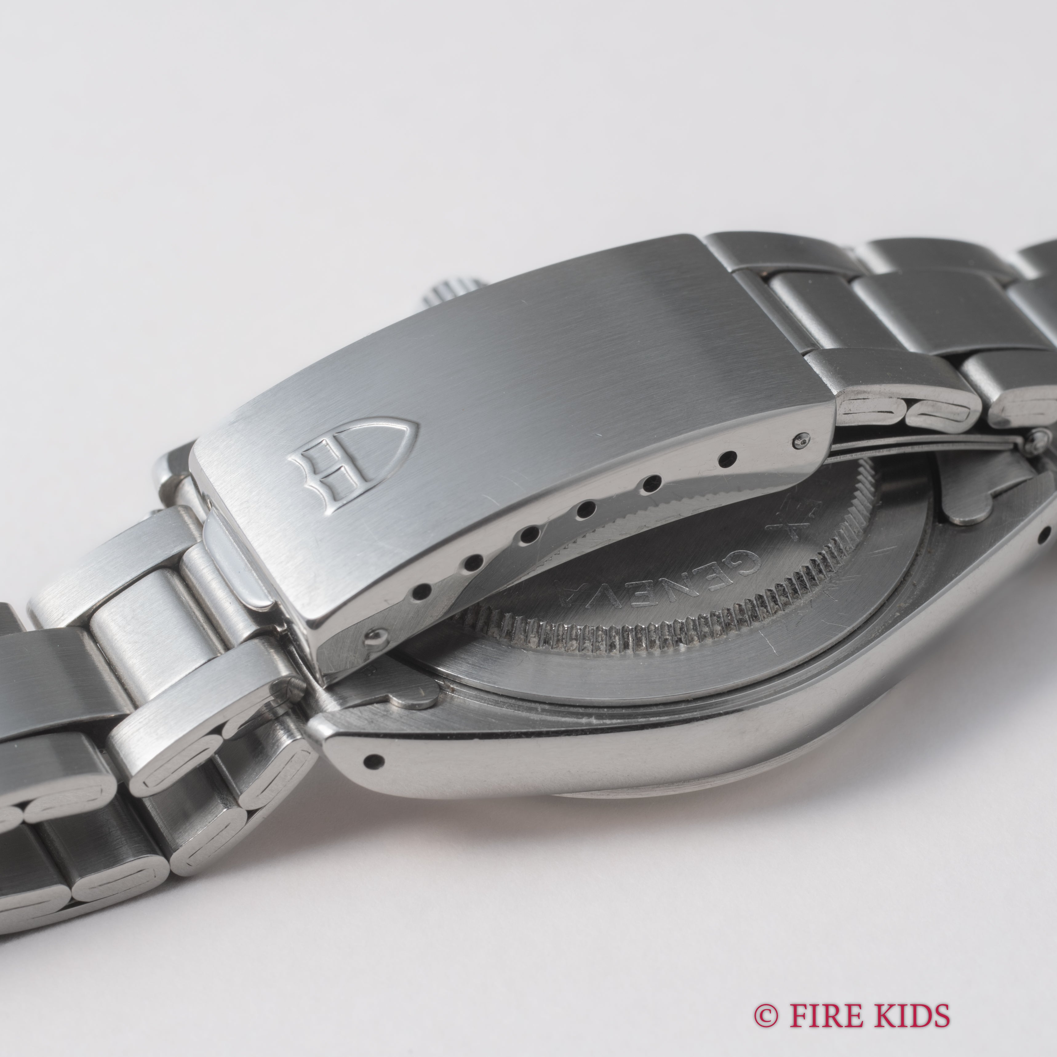 チューダー プリンスデイト 1997年製 ブラックアラビアダイヤル 王冠リューズ 純正ステンレスブレス