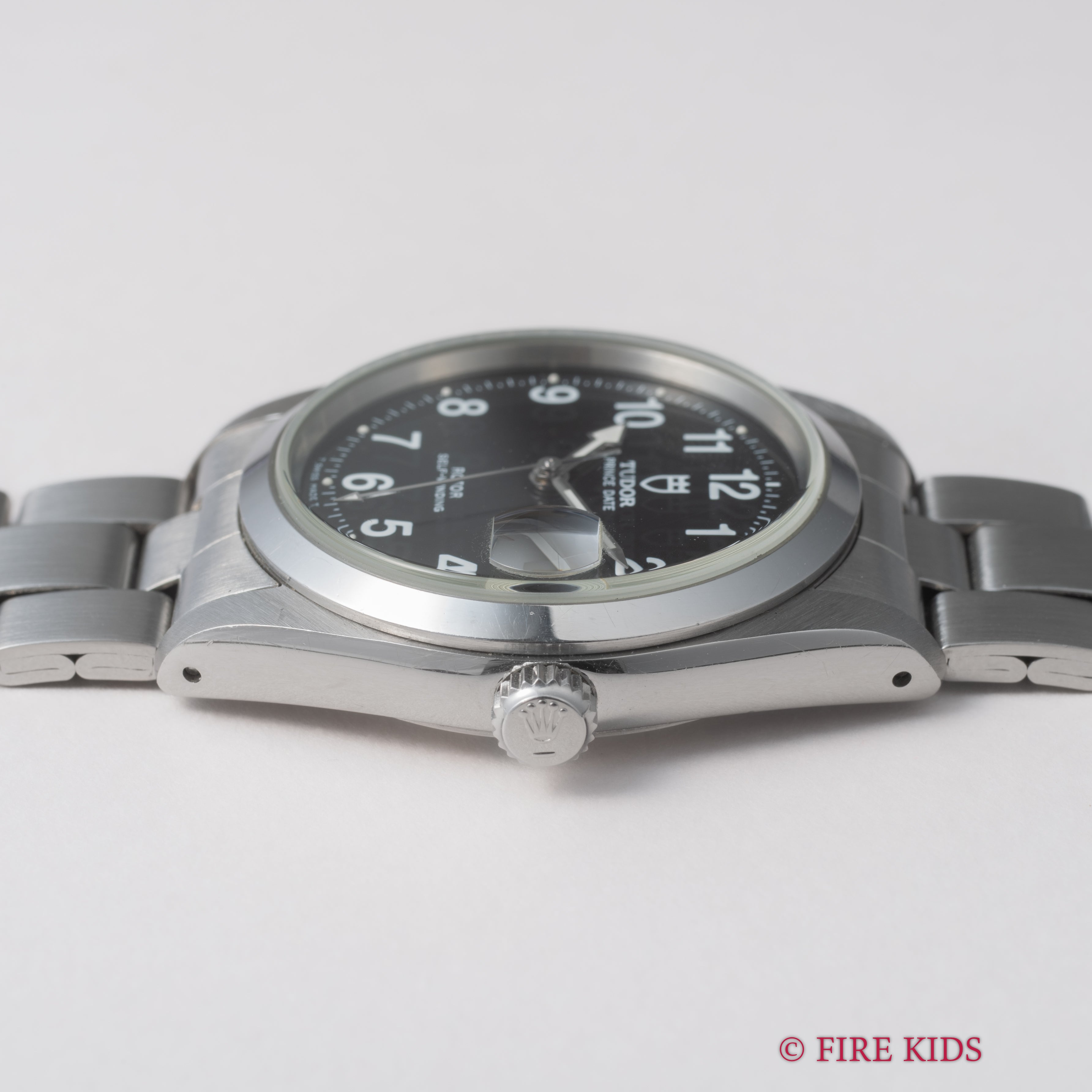 チューダー プリンスデイト 1997年製 ブラックアラビアダイヤル 王冠リューズ 純正ステンレスブレス