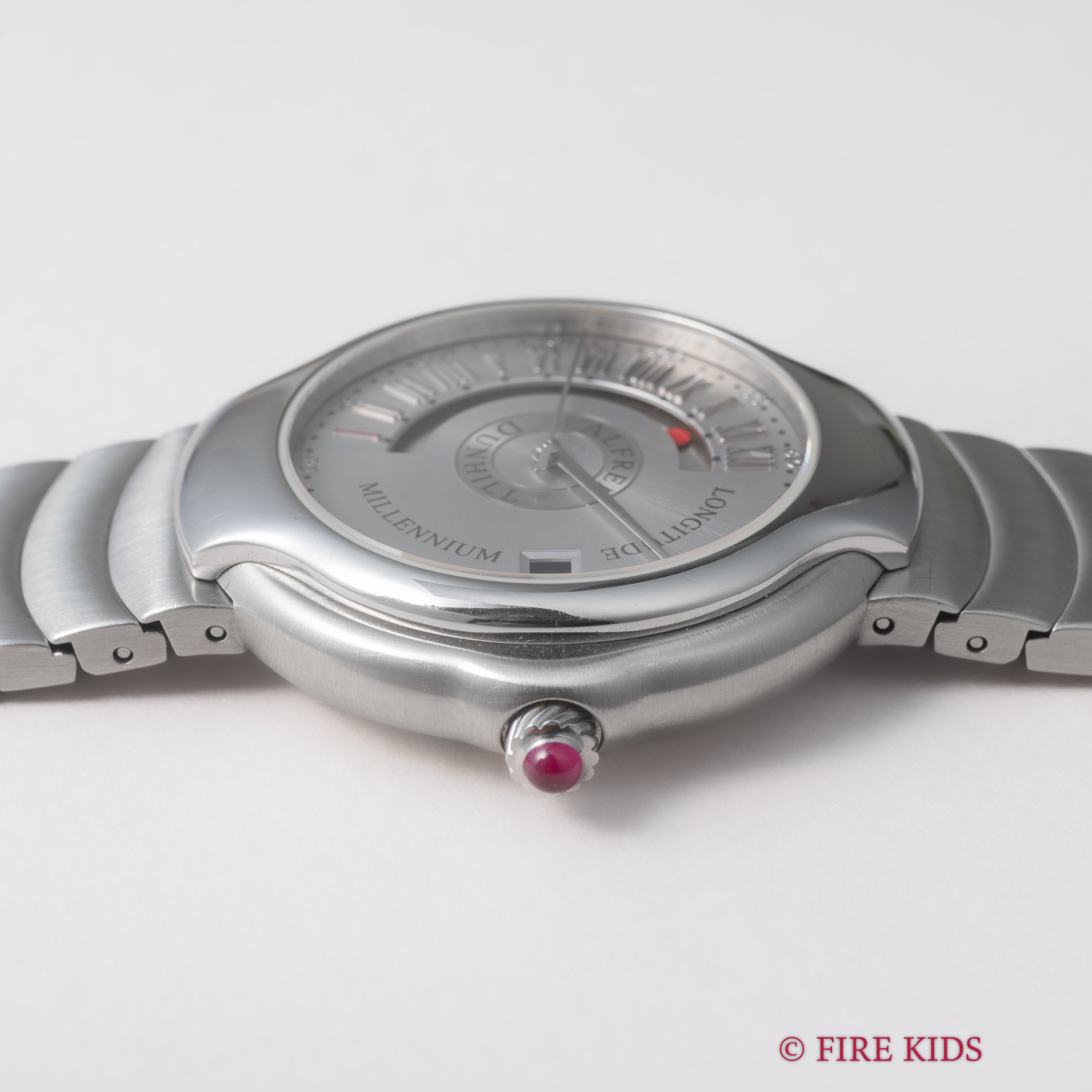 ダンヒル ミレニアム ロンジチュード 自動巻き 1999年製 シルバーダイヤル 純正ブレス付き