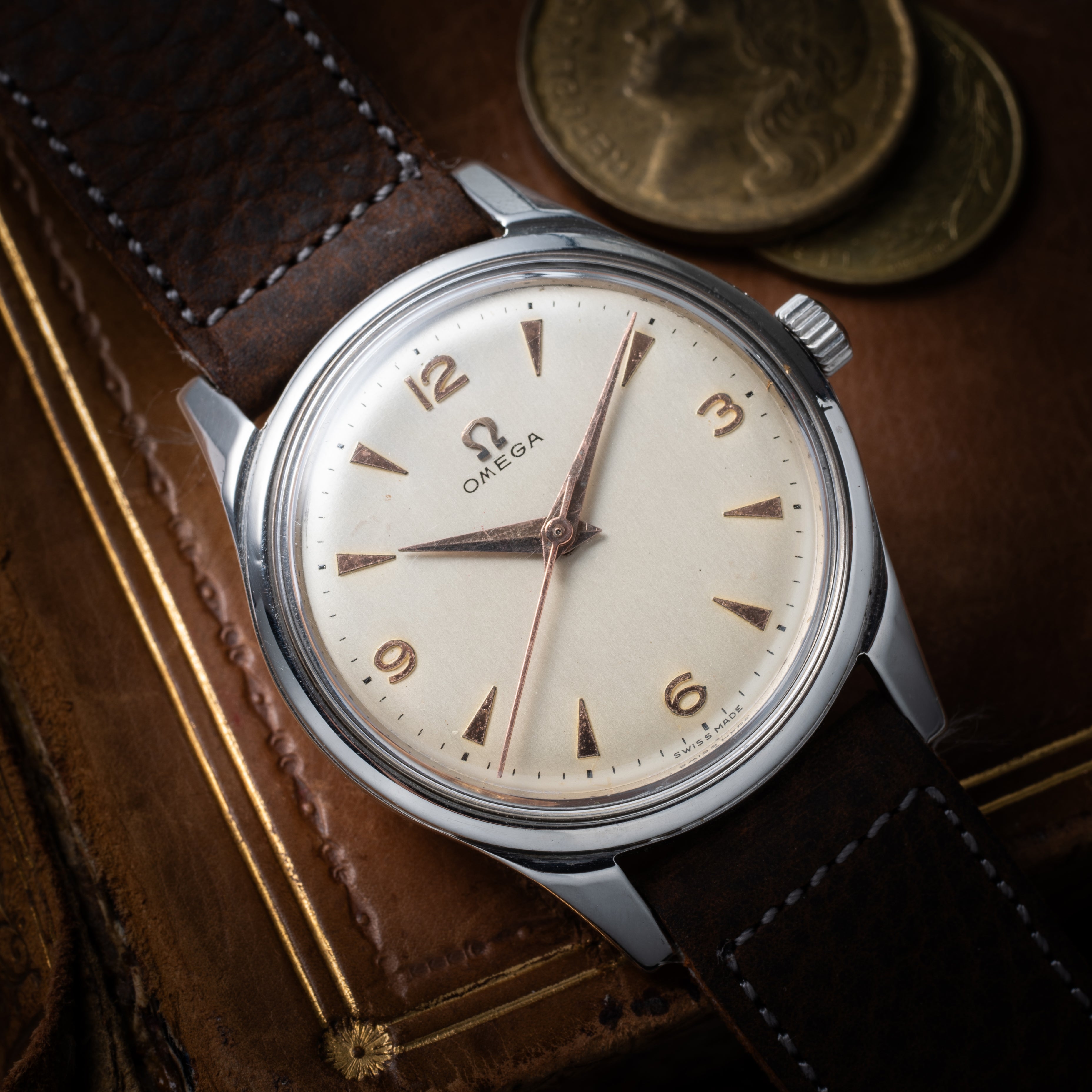 オメガ 33㎜ラウンドケース 1950年製 手巻き Cal.371 オリジナルアイボリーダイヤル