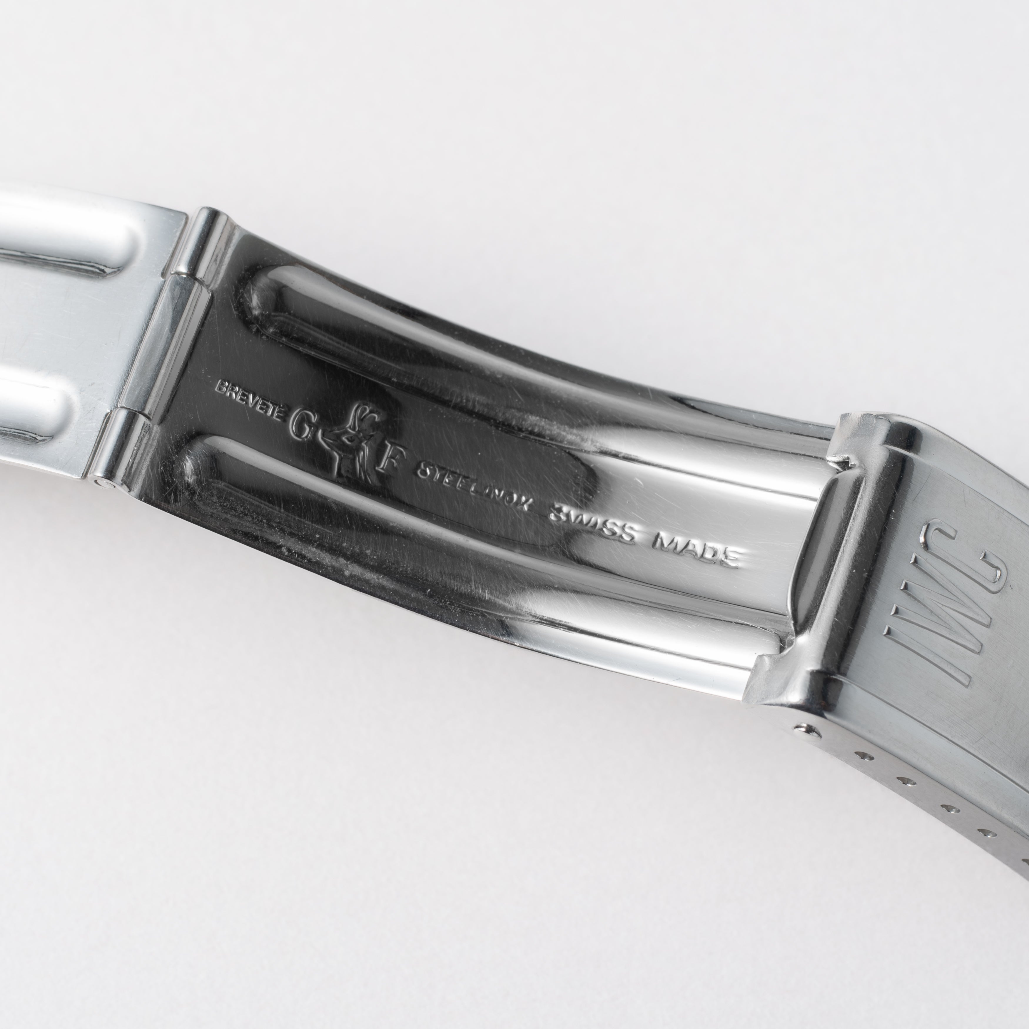 IWC ヨットクラブ 1973年製 Ref.R811 シルバーダイヤル 純正ゲイフレアー社製ブレス付き