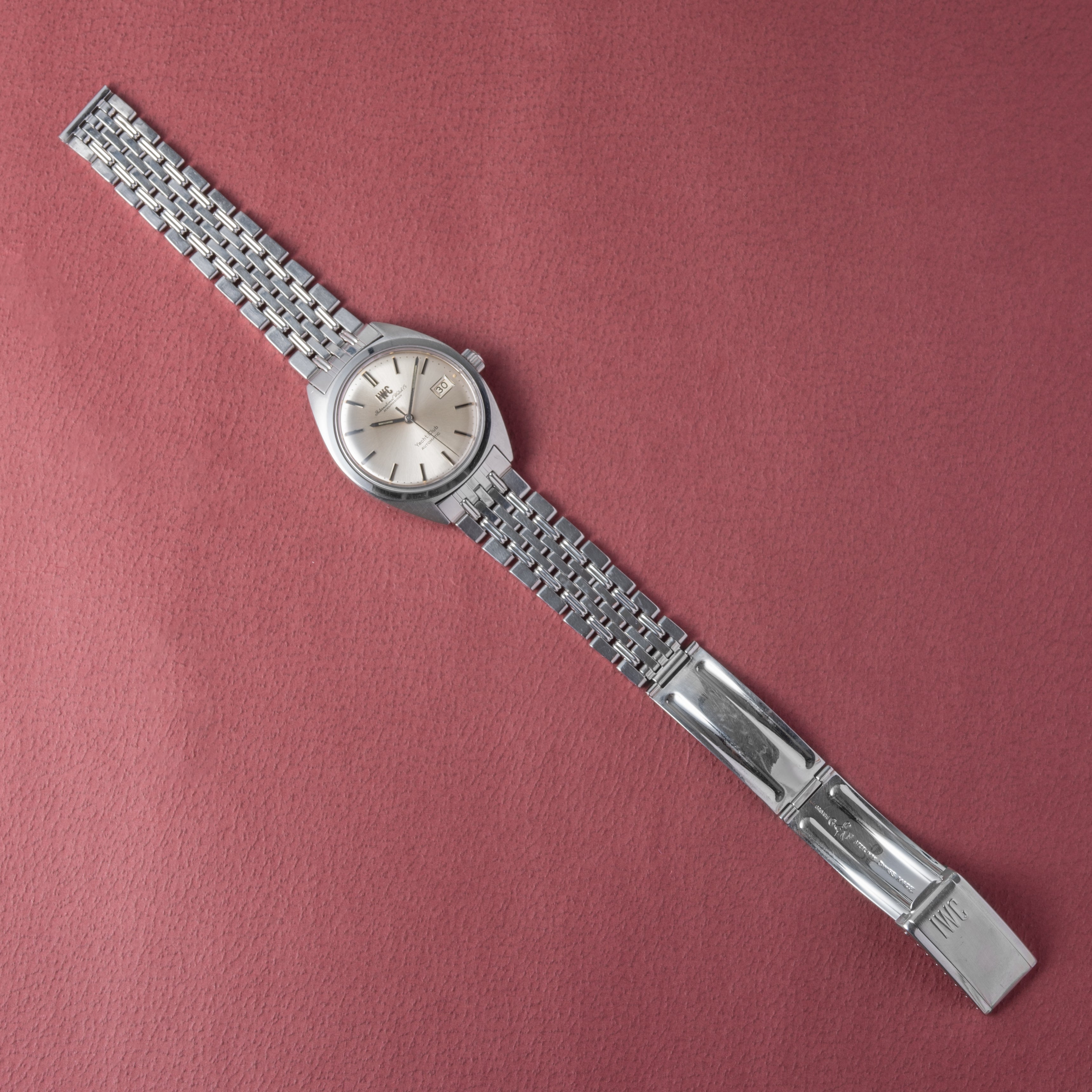 IWC ヨットクラブ 1973年製 Ref.R811 シルバーダイヤル 純正ゲイフレアー社製ブレス付き