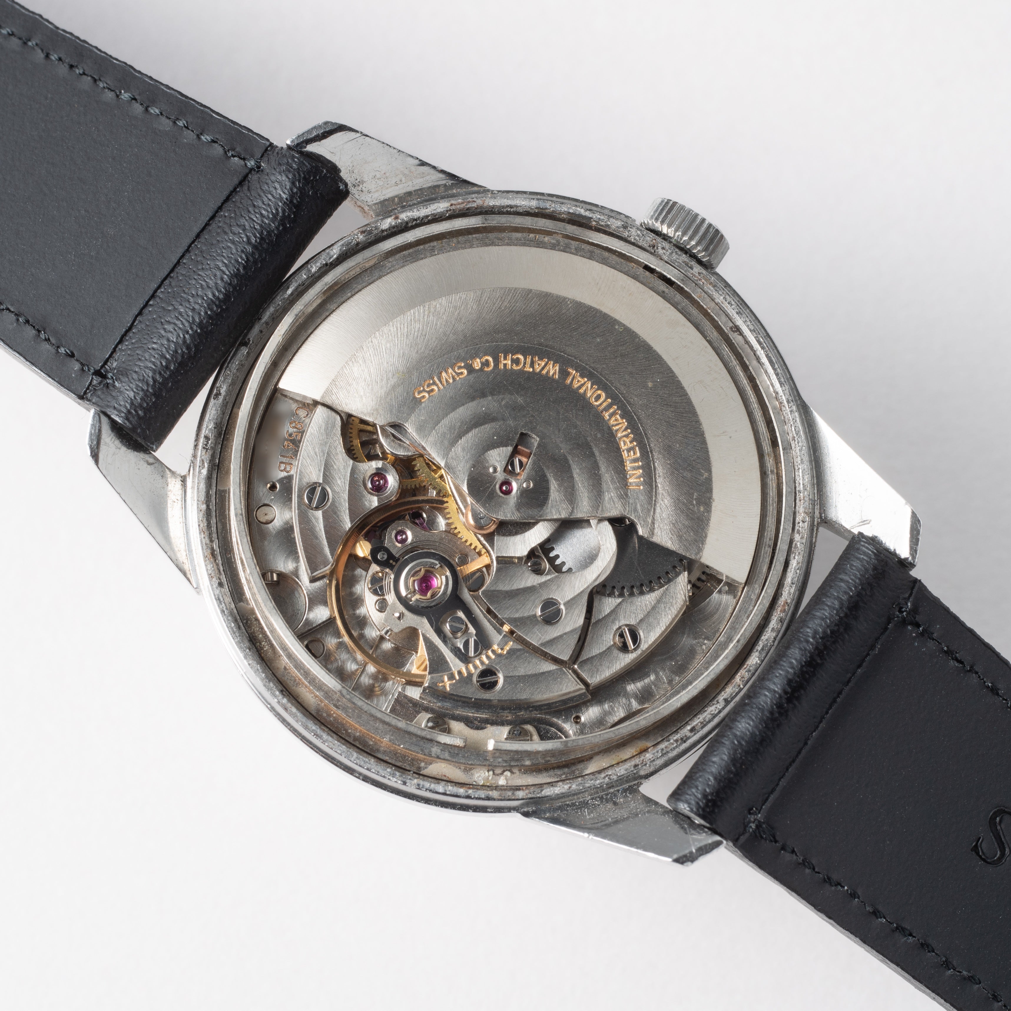 IWC ラウンドケース 1970年製/昭和45年製 Ref.R810AD ペラトン式自動巻き Cal.8541B お魚リューズ