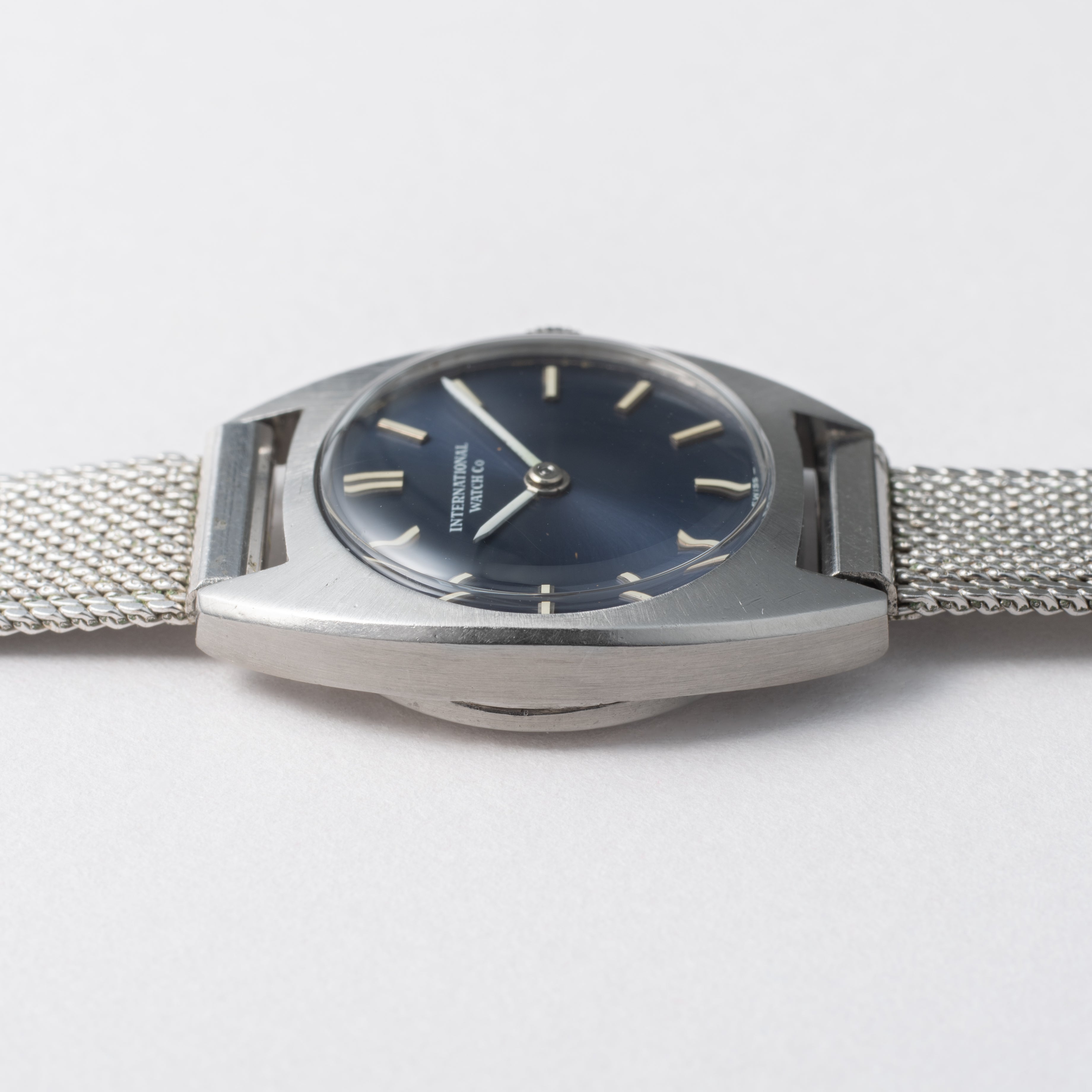 IWC レディース トノー型 1972年製 Ref.4108 手巻き Cal.412 ブルーダイヤル