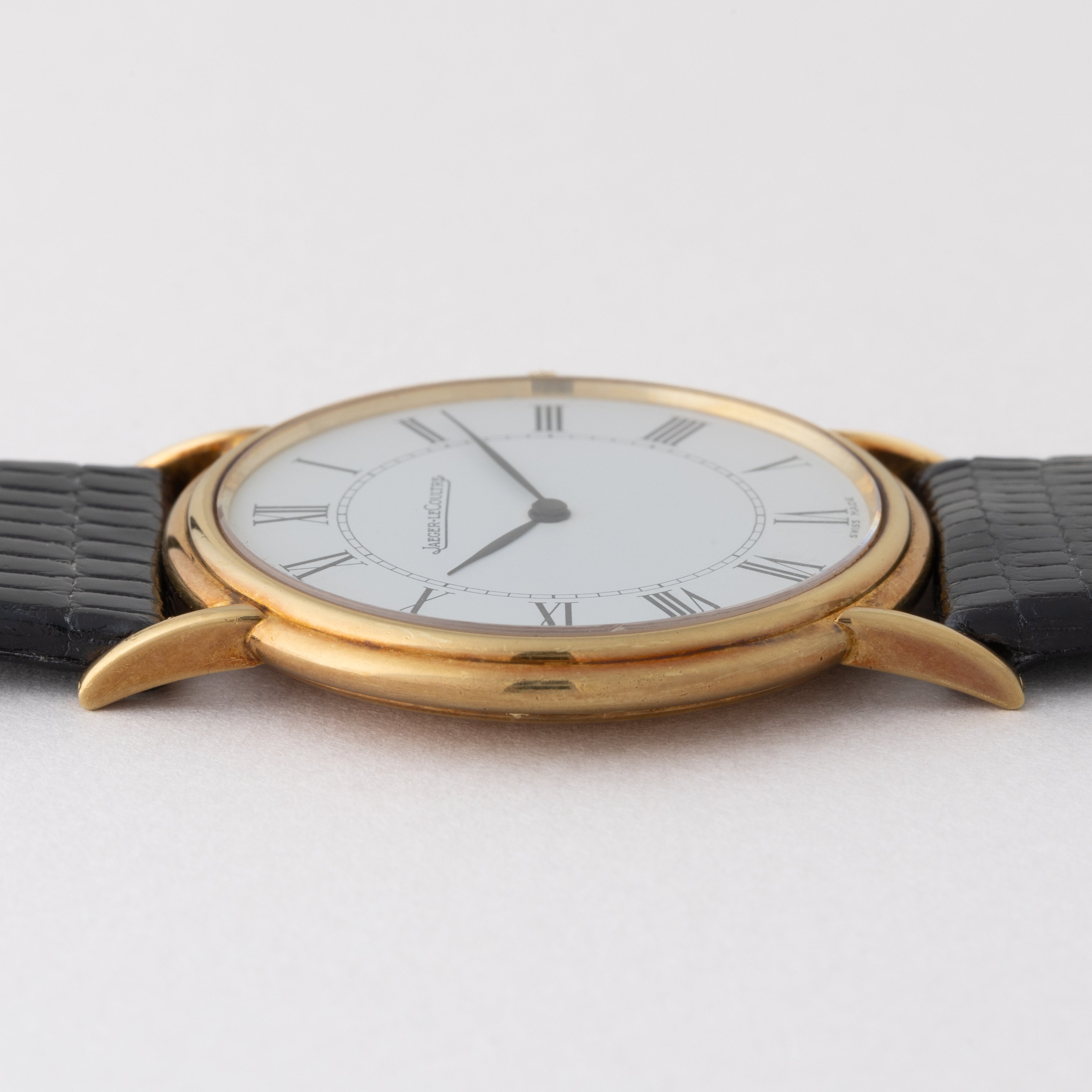 ジャガールクルト 1970年代製 18金無垢ラウンドケース ローマンダイヤル
