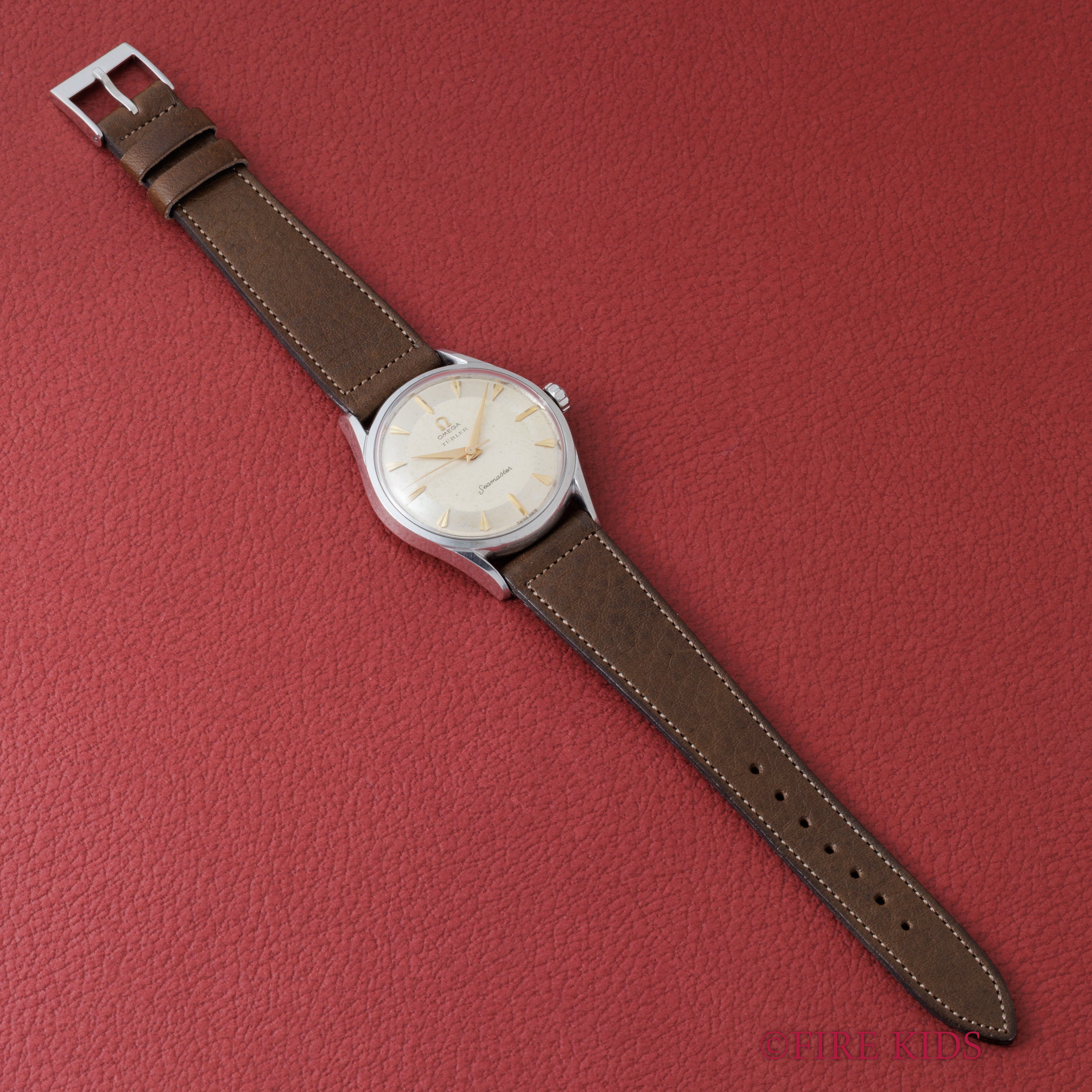 オメガ シーマスター 30mmキャリバー 1958年製 ツートンダイヤル Ref.2923-3SC 手巻 Cal.284