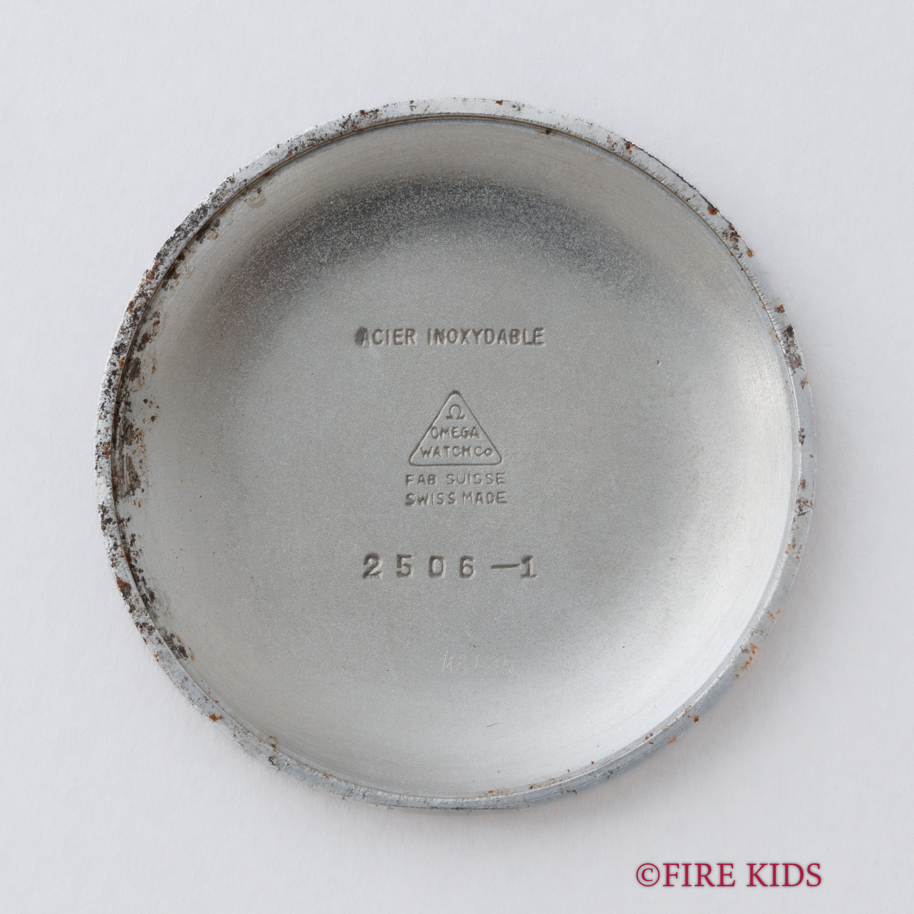 オメガ 30mmキャリバー 37㎜ビックケース 1947年製 手巻 Cal.30T2SC アラビアダイヤル