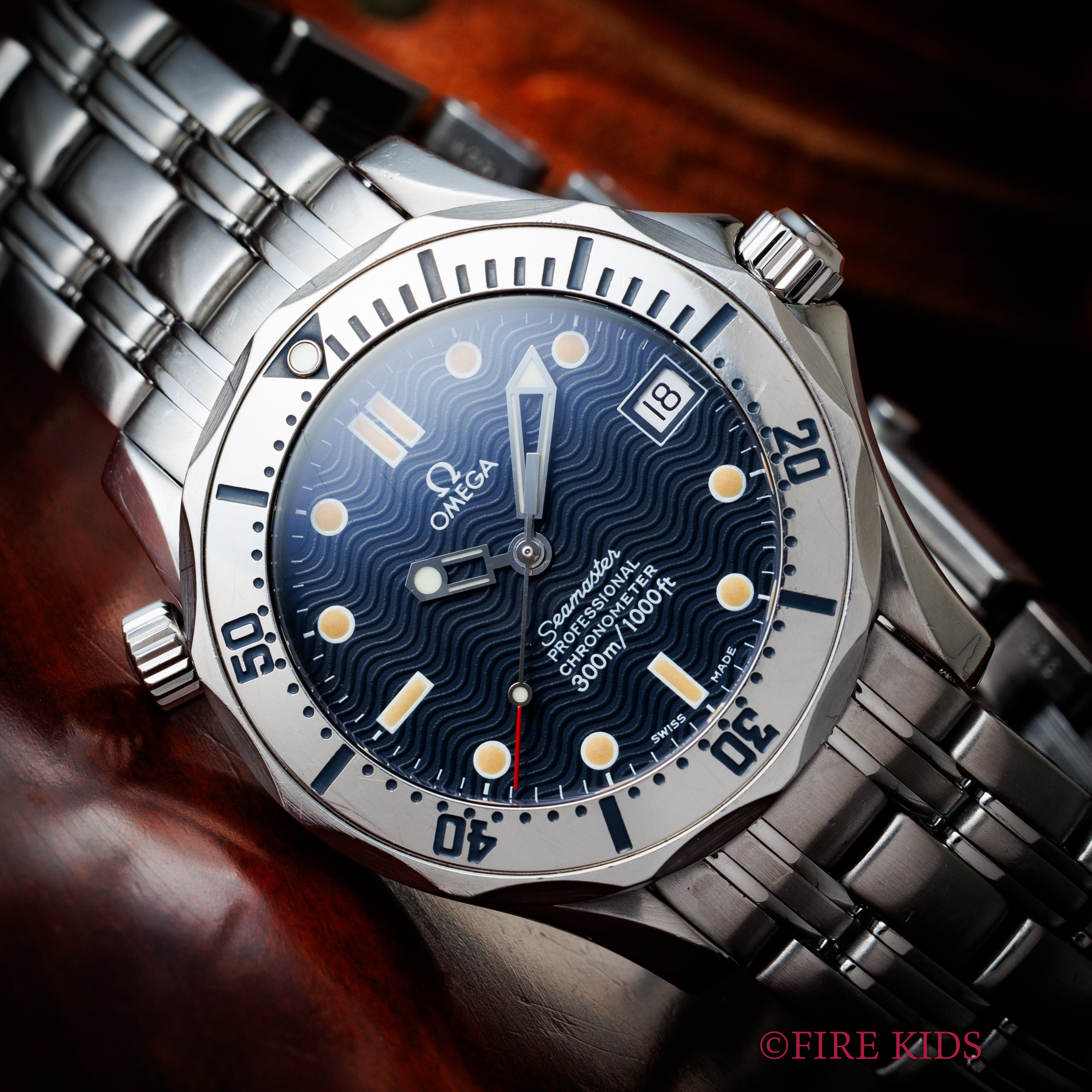 オメガ シーマスター プロフェショナル300m 36㎜ケース 1990年代製 自動巻クロノメーター 純正ブレス 箱付