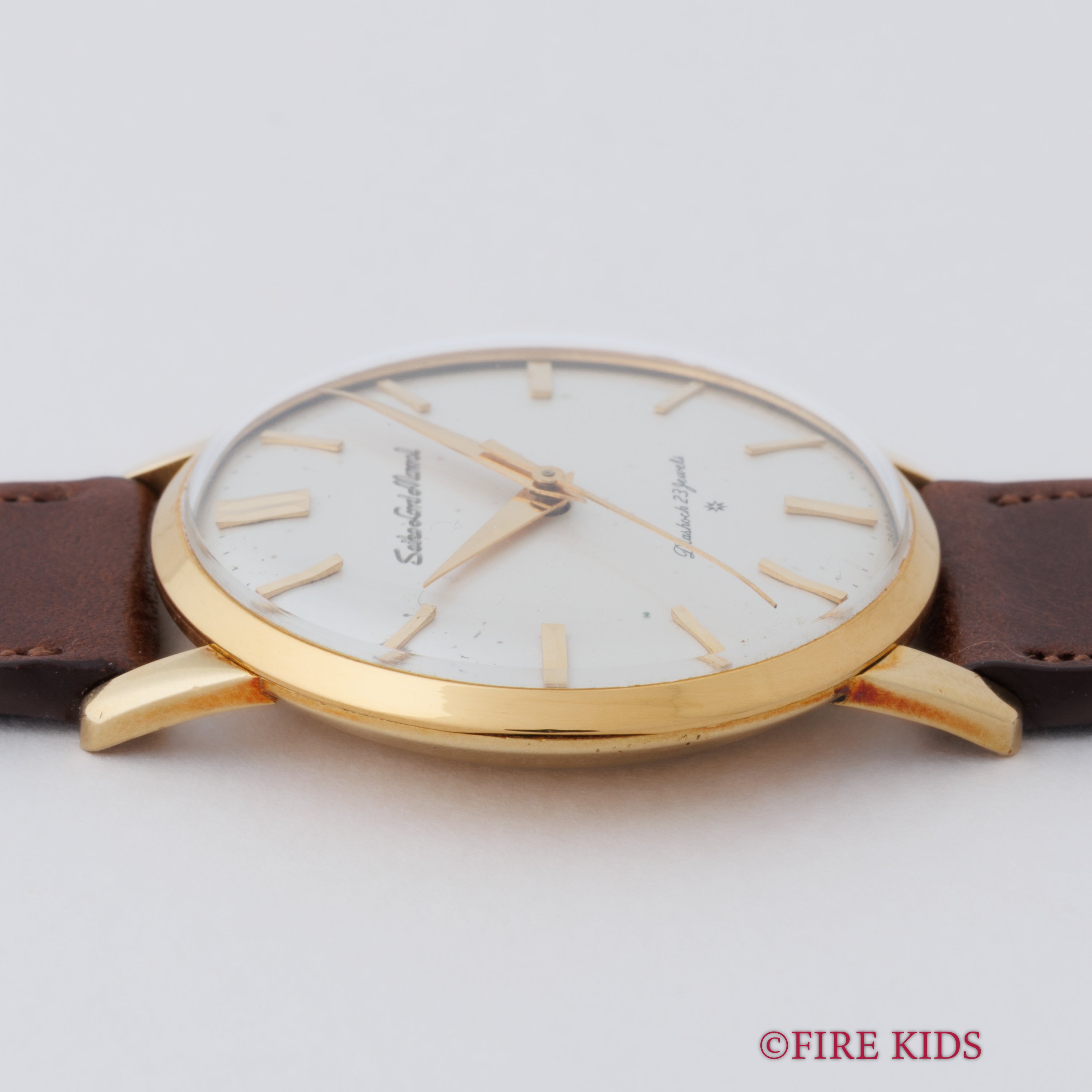 セイコー 18金無垢ロードマーベル 1962年製 Ref.14050 彫文字ロゴ SDダイヤル 手巻き 箱、保証書