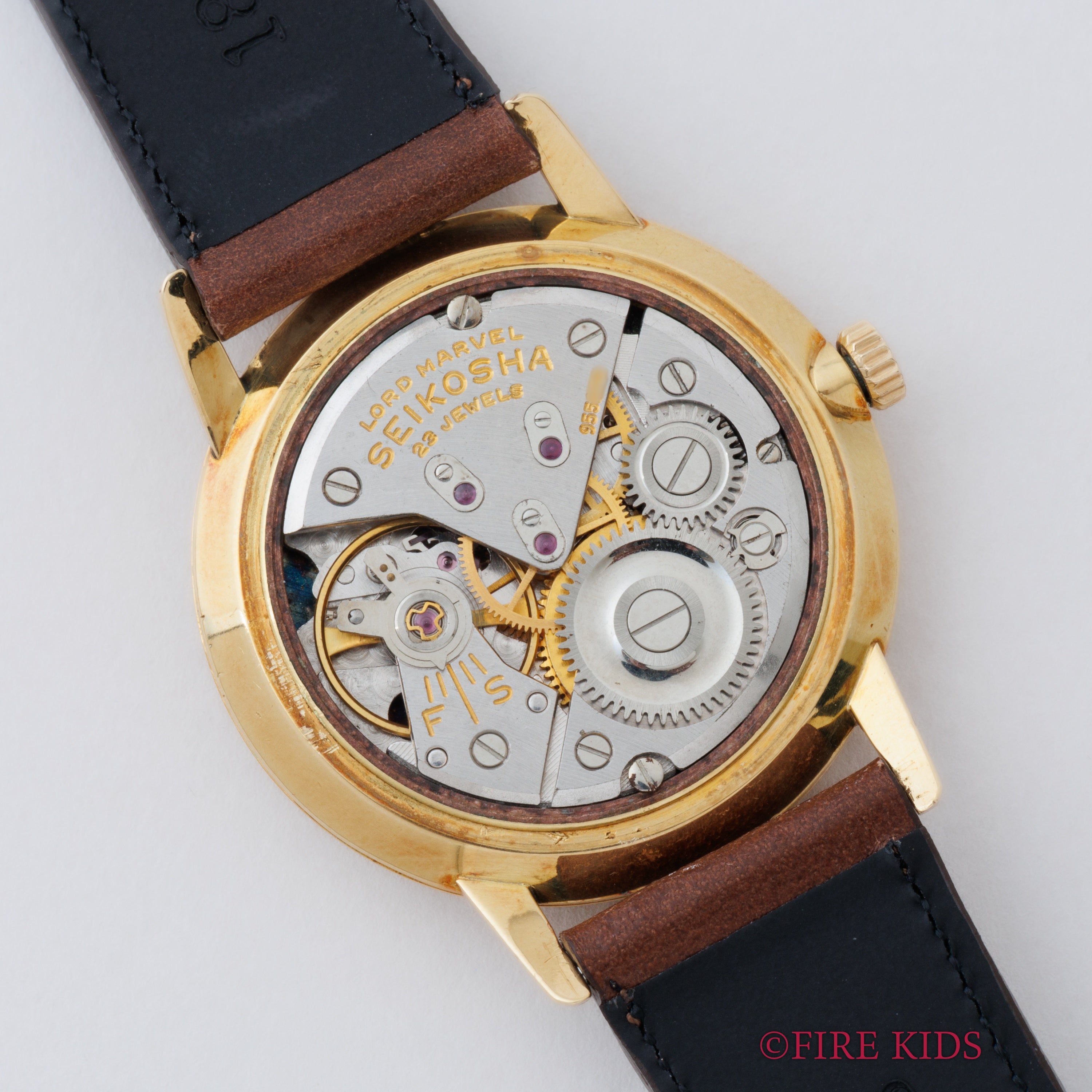 セイコー 18金無垢ロードマーベル 1962年製 Ref.14050 彫文字ロゴ SDダイヤル 手巻き 箱、保証書