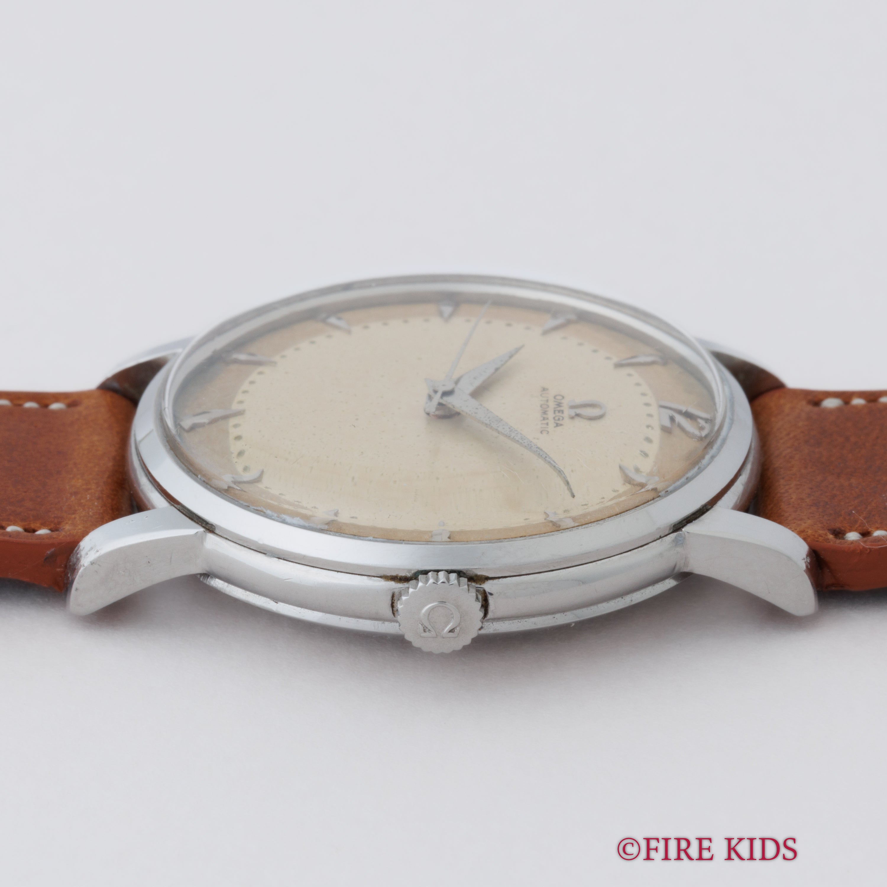 オメガ ラウンド オートマチック 1956年製 Ref.2864-2 楔インデックス ノンデイト