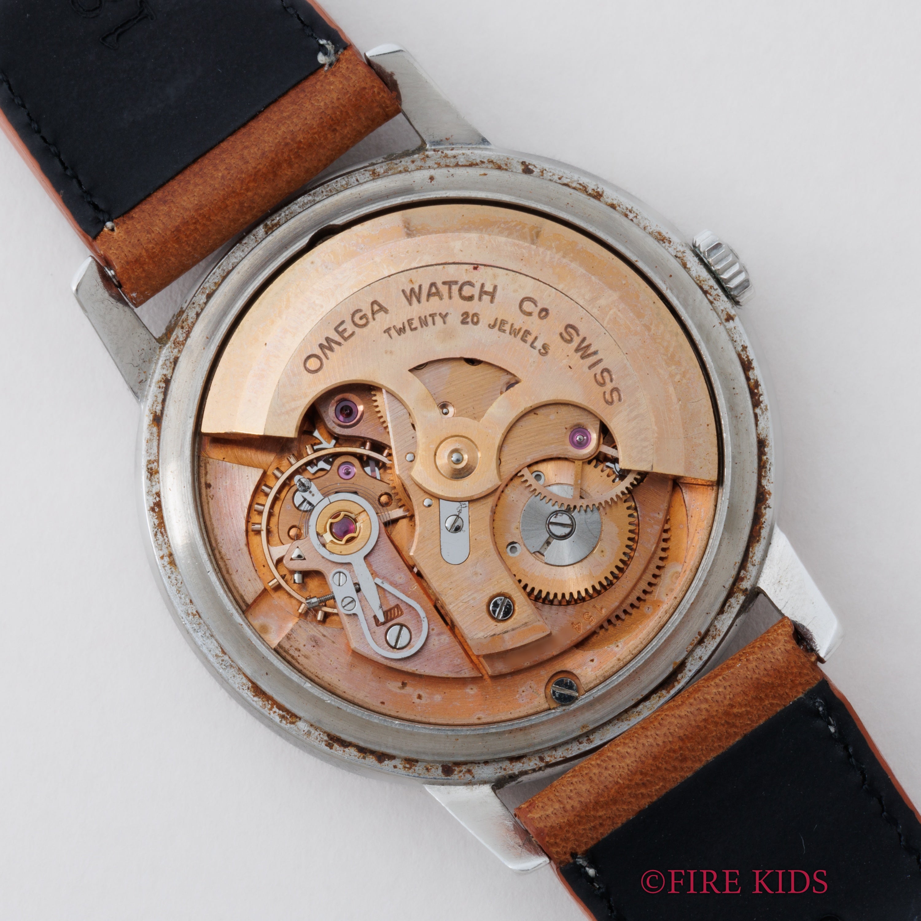 オメガ ラウンド オートマチック 1956年製 Ref.2864-2 楔インデックス ノンデイト