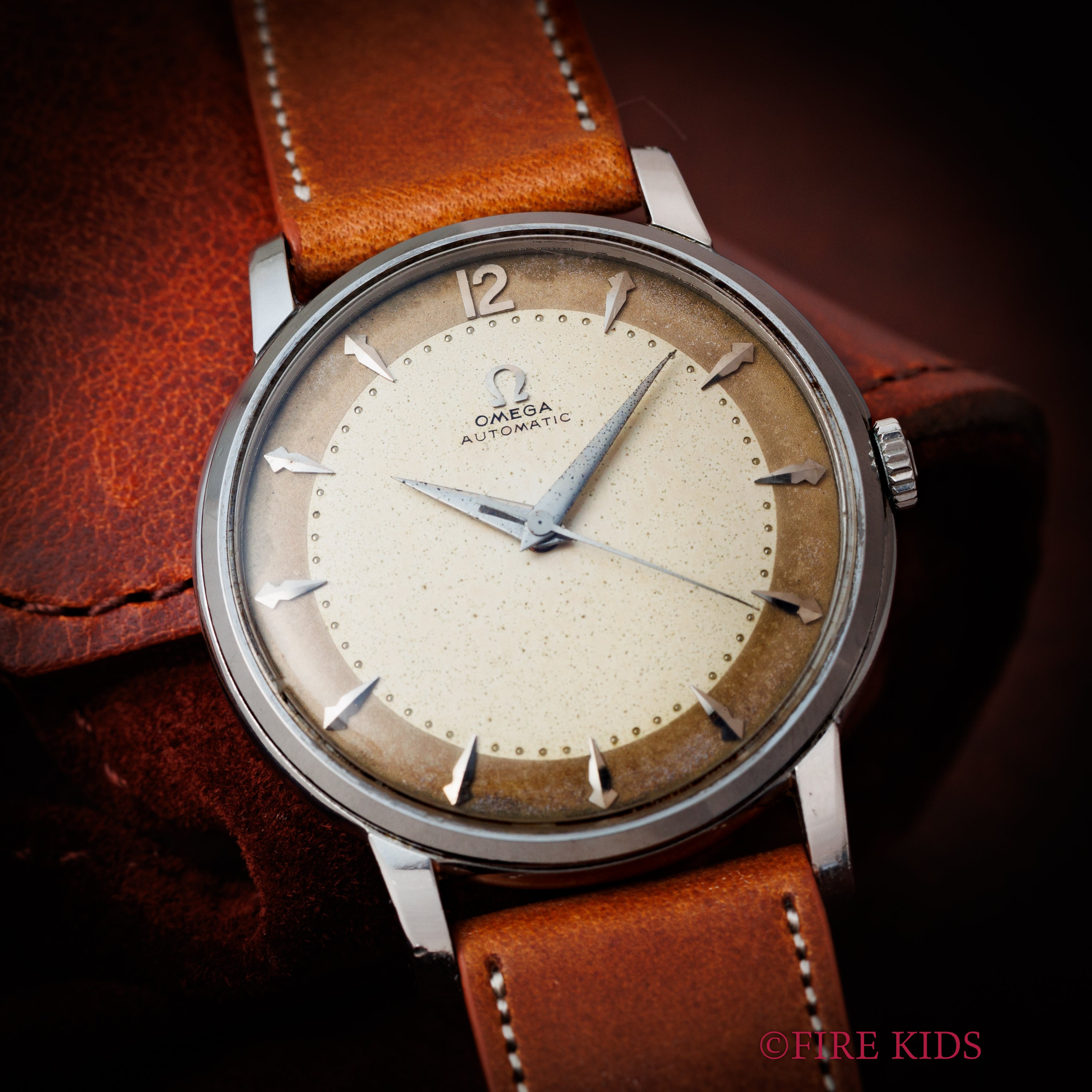 オメガ ラウンド オートマチック 1956年製 Ref.2864-2 楔インデックス ノンデイト