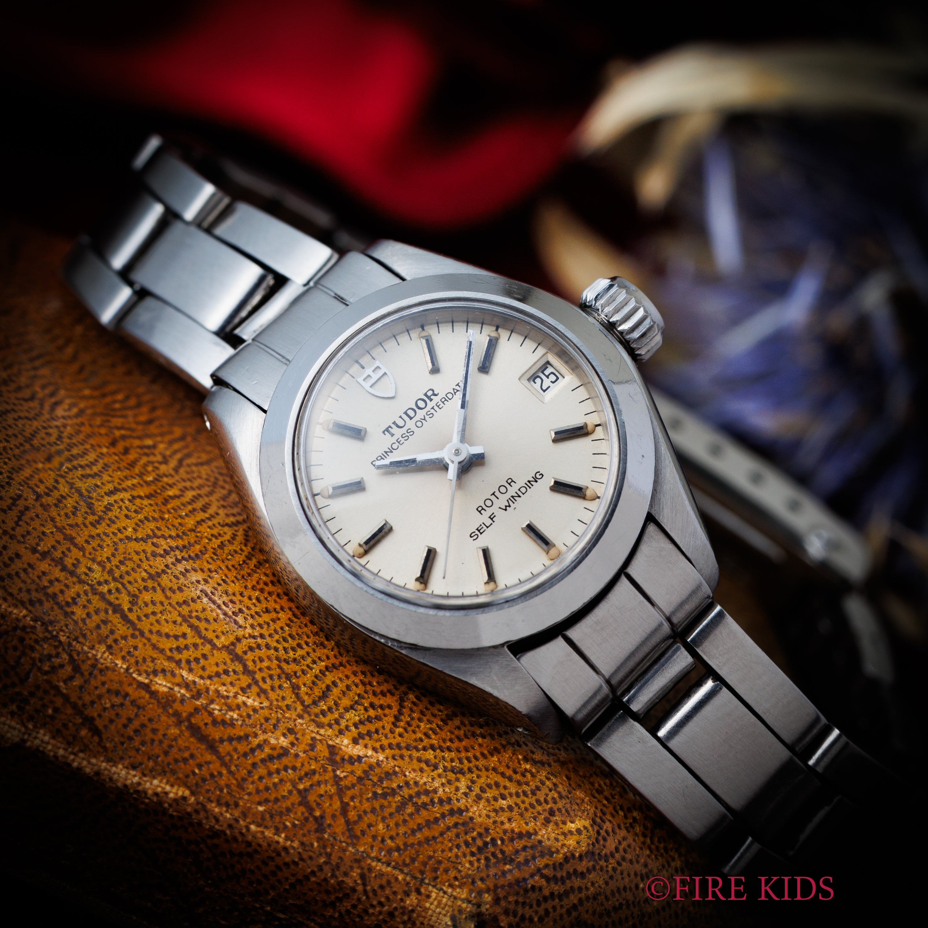 チュードル プリンセス オイスターデイト Ref.92300 1981年製 王冠リューズ ロレックス3連ブレス