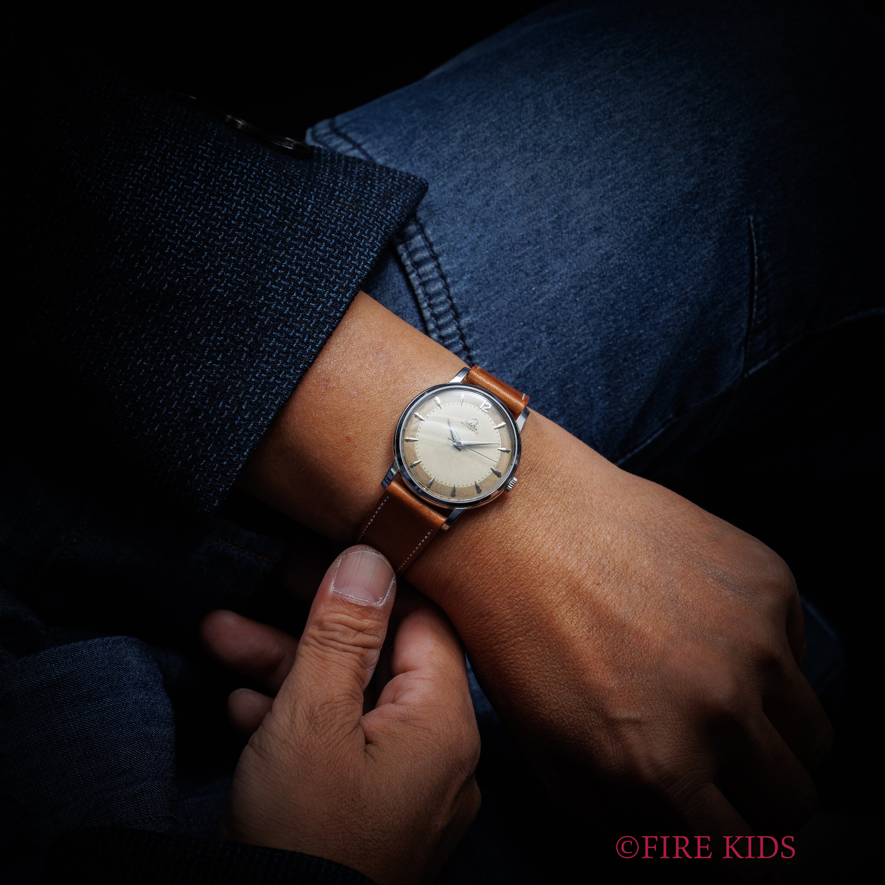 オメガ ラウンド オートマチック 1956年製 Ref.2864-2 楔インデックス ノンデイト