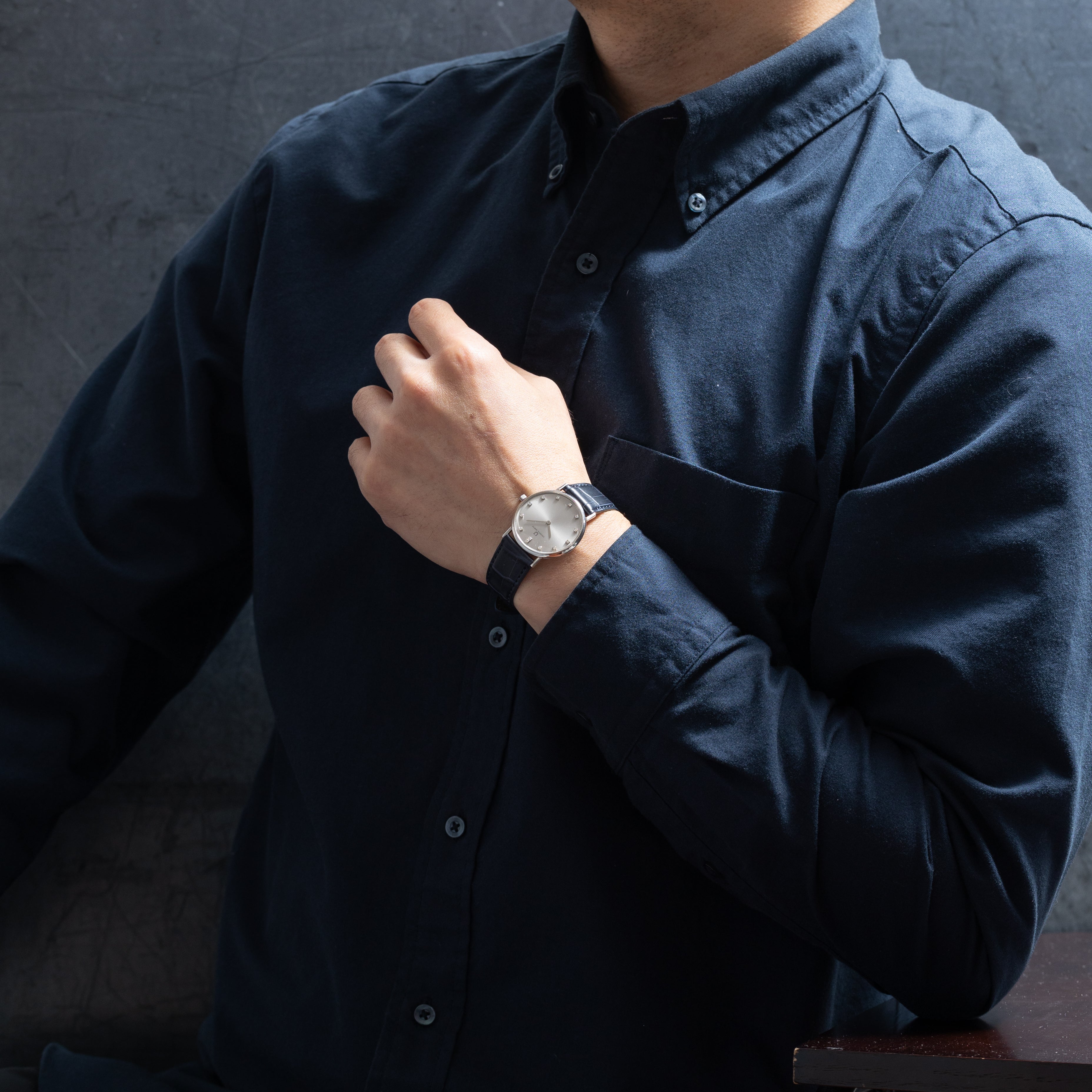 ユニバーサルジュネーブ 18金無垢 手巻き 13Pダイヤインデックス 1970年代製