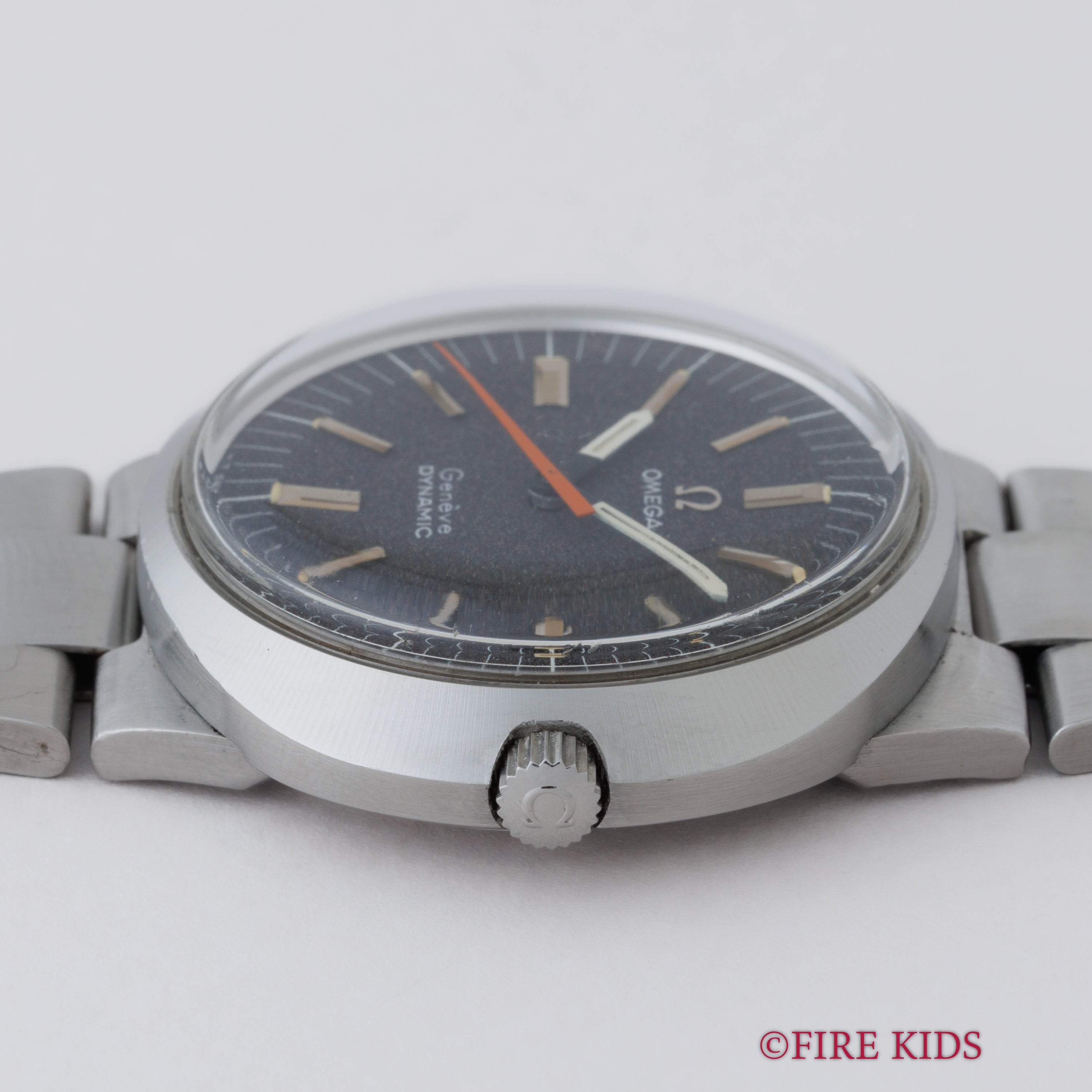 オメガ ジュネーブ ダイナミック 1969年製 ノンデイト 手巻き 純正ブレス付き