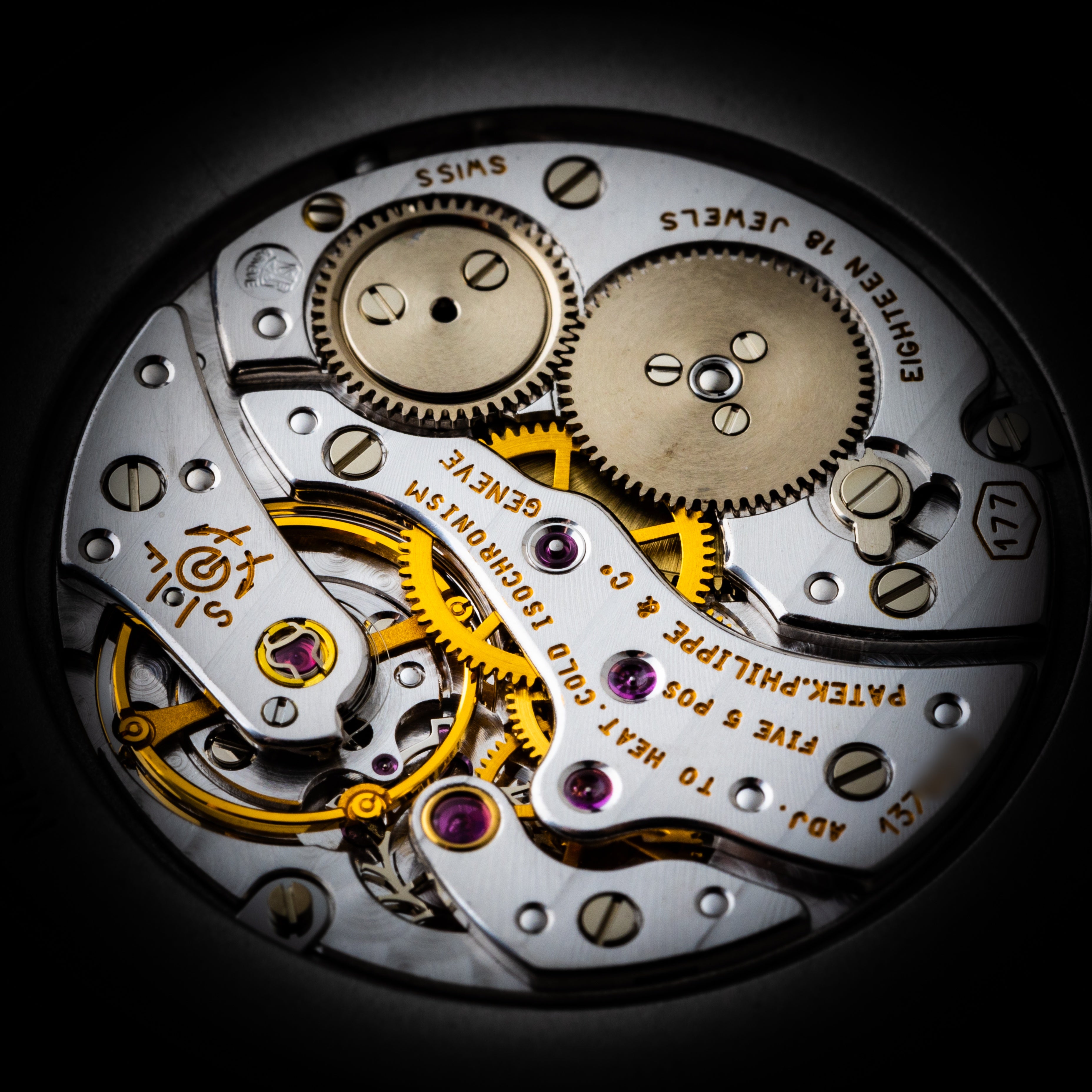 パテックフィリップ 1990年代製 18KWG ラウンドケース ホワイトローマンダイヤル 手巻き 純正中古革ベルト付き