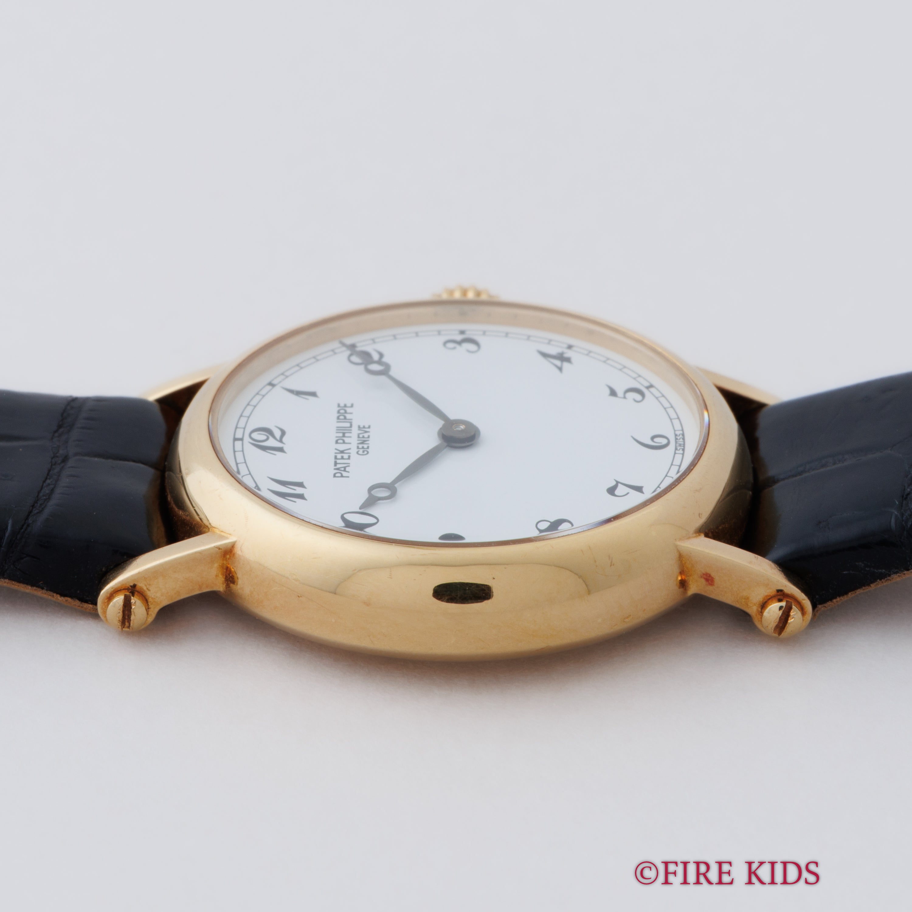 パテック・フィリップ カラトラバ オフィサー 1998年製 25㎜ ブレゲ数字 ブレゲ針 18金無垢イエローゴールド 手巻 Cal.16-250 Ref.4860J-001 純正金無垢尾錠 箱、ギャラ、替えベルト付き