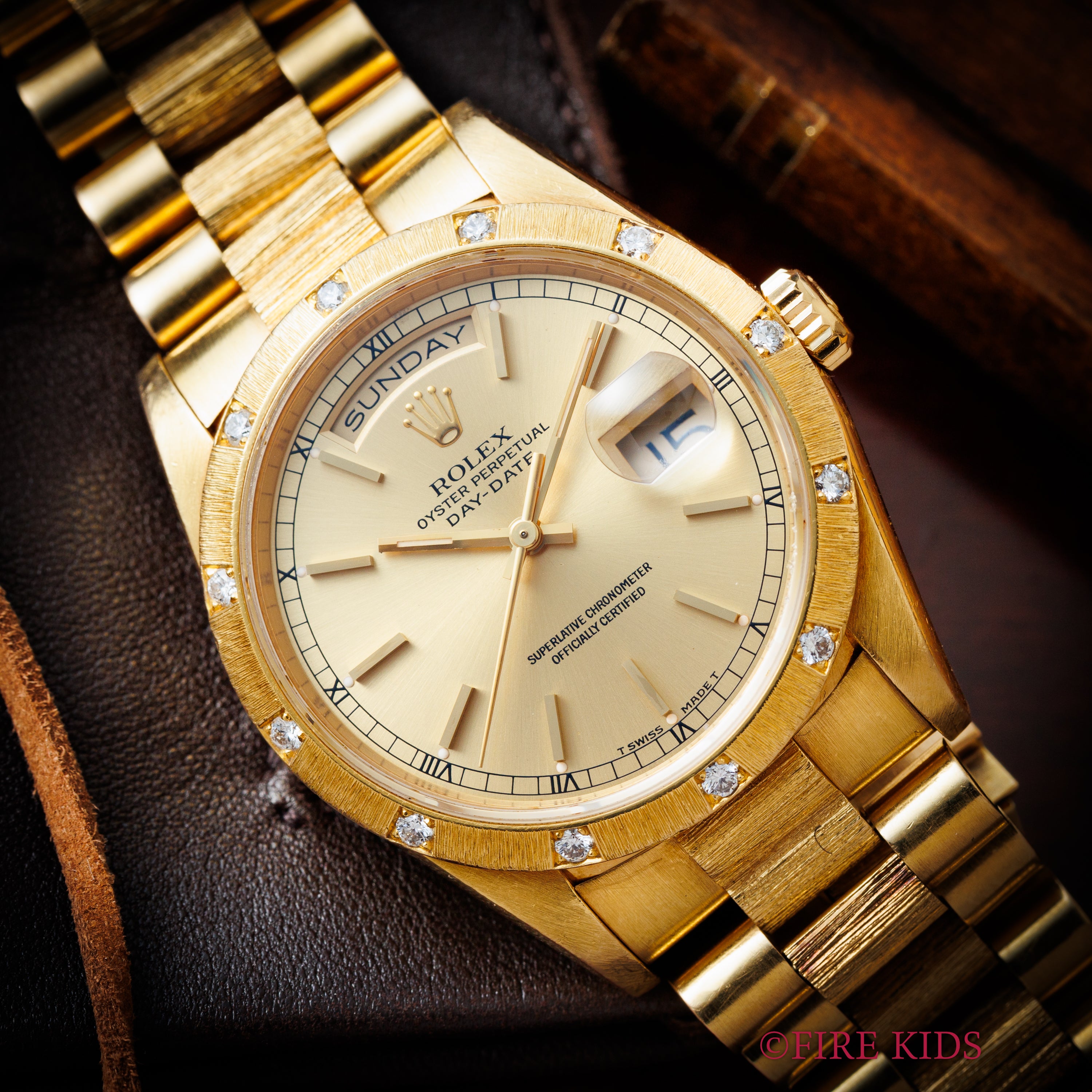 ロレックス デイデイトRef.18308 バークベゼル、ブレス 18金無垢 ベゼルダイヤ 1990~91年製