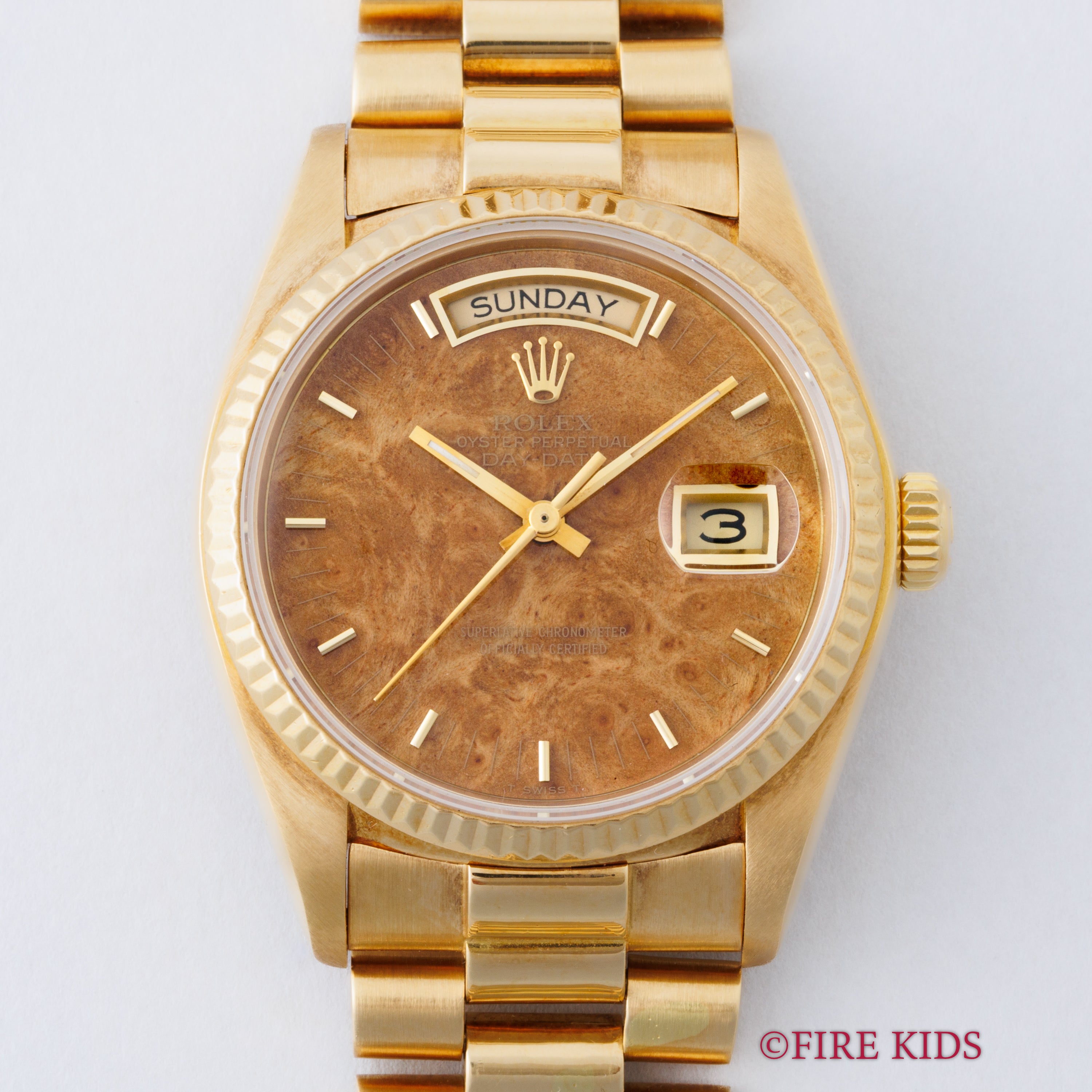 ロレックス 18金無垢デイデイト 1981年製 Ref.18038 ウォールナットダイヤル 純正18KYGプレジデントブレス