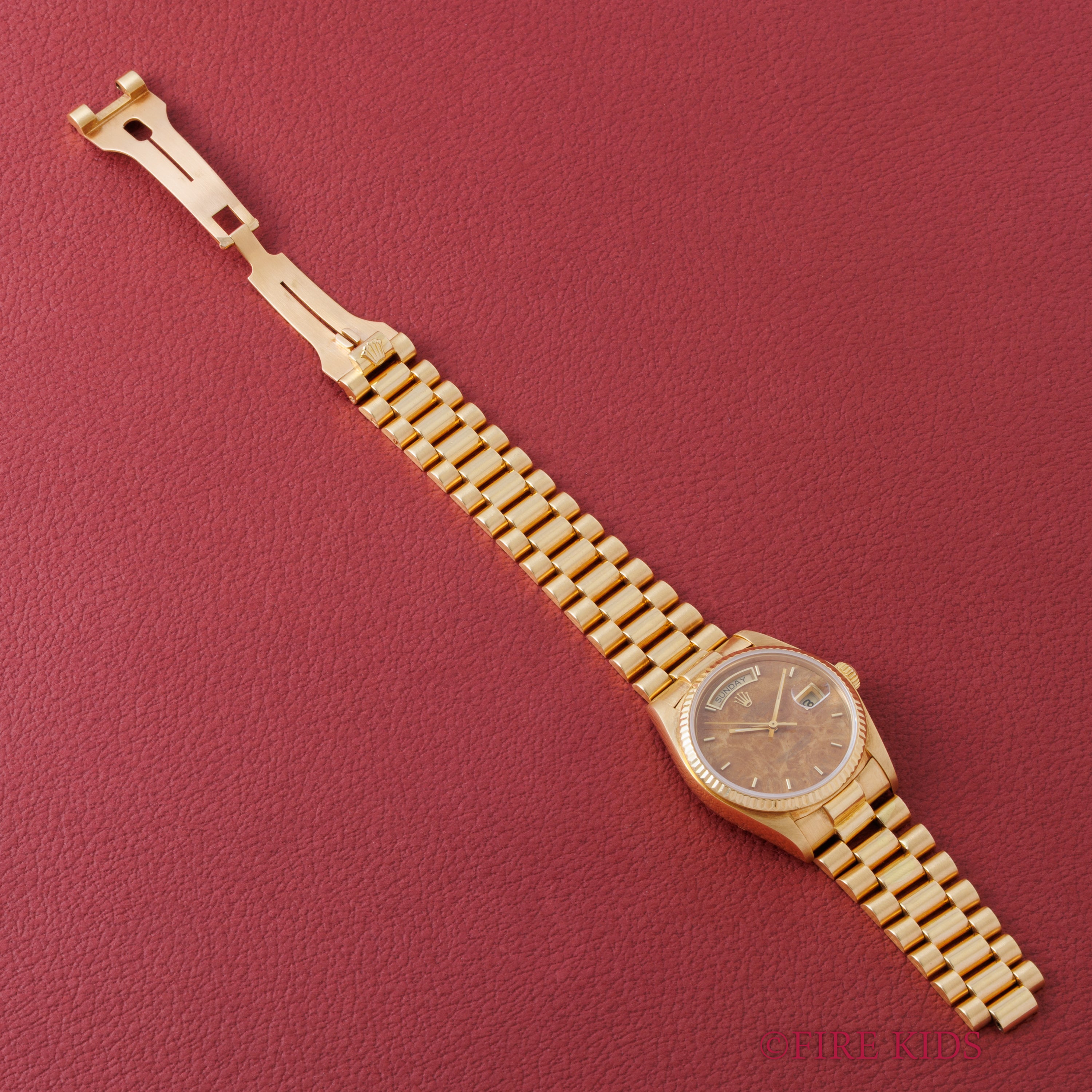 ロレックス 18金無垢デイデイト 1981年製 Ref.18038 ウォールナットダイヤル 純正18KYGプレジデントブレス