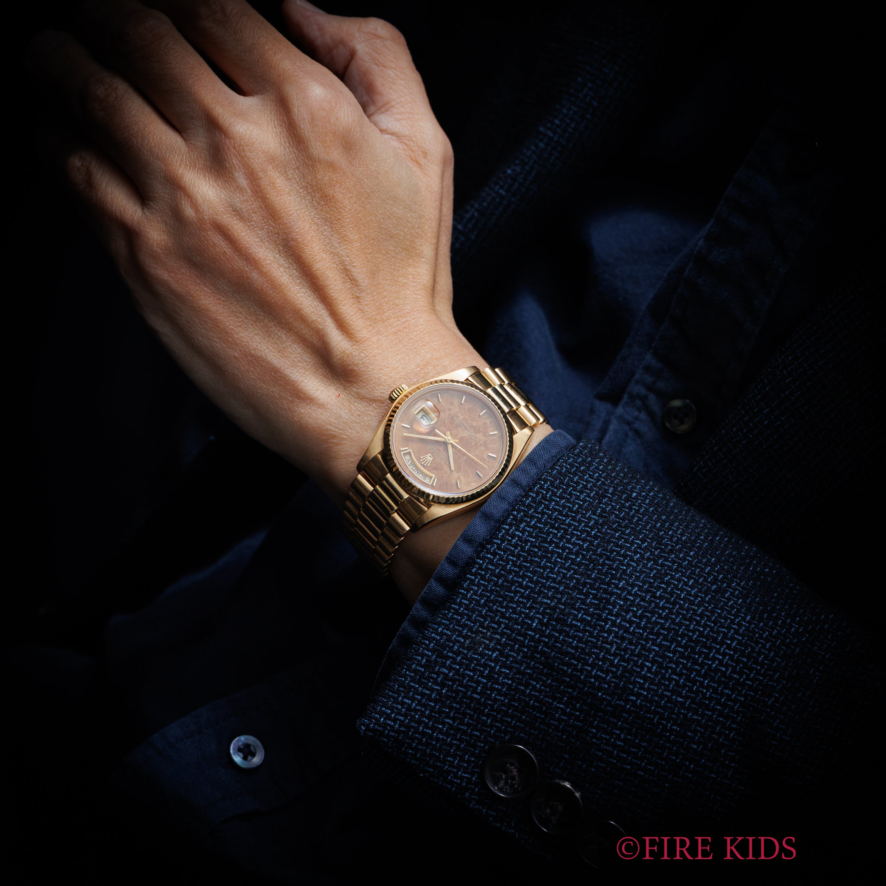 ロレックス 18金無垢デイデイト 1981年製 Ref.18038 ウォールナットダイヤル 純正18KYGプレジデントブレス