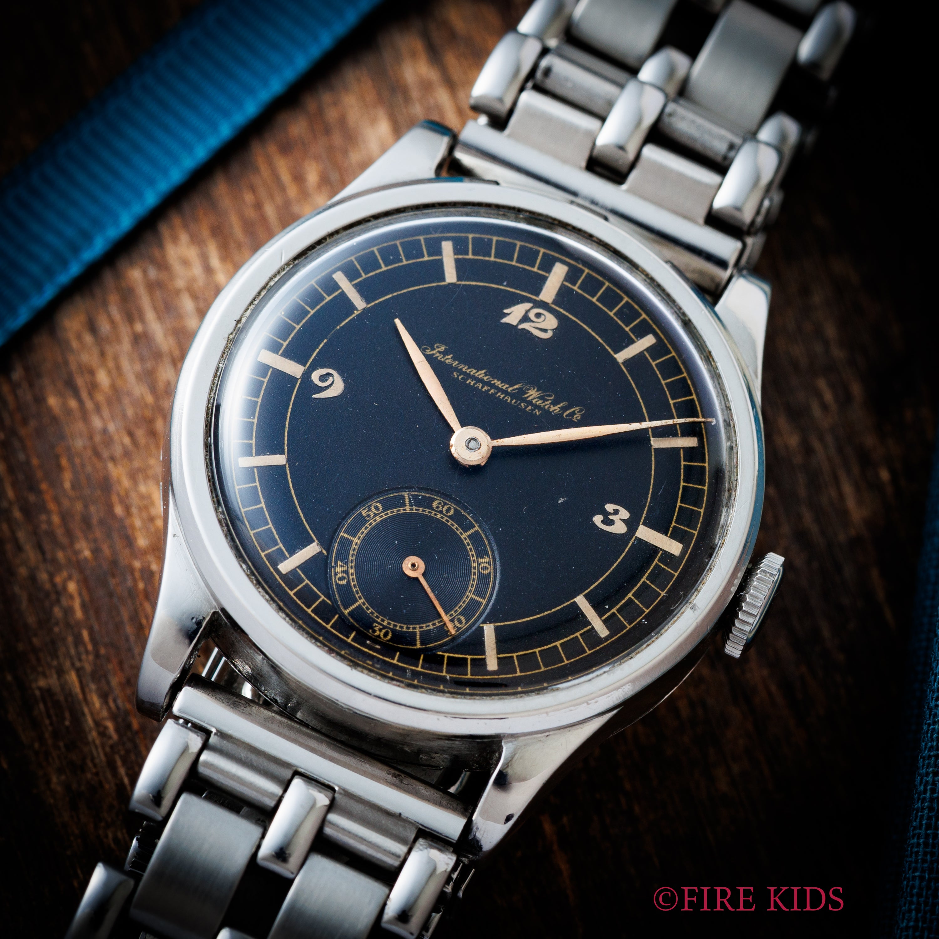 1936年製 オールドインター　IWC cal.83 手巻き IWC 1936～1937年製 Cal.83 セクターダイヤル スモールセコンド 手巻き