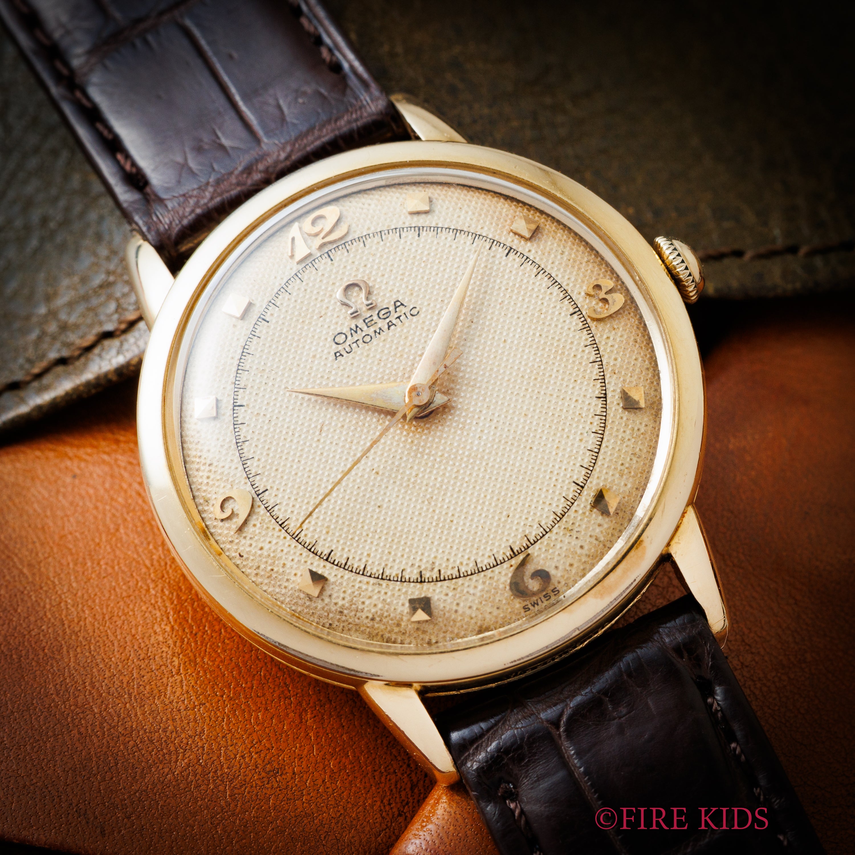 オメガ バンパー式センターセコンド自動巻 1952年製 14金張り Cal.354 USケース