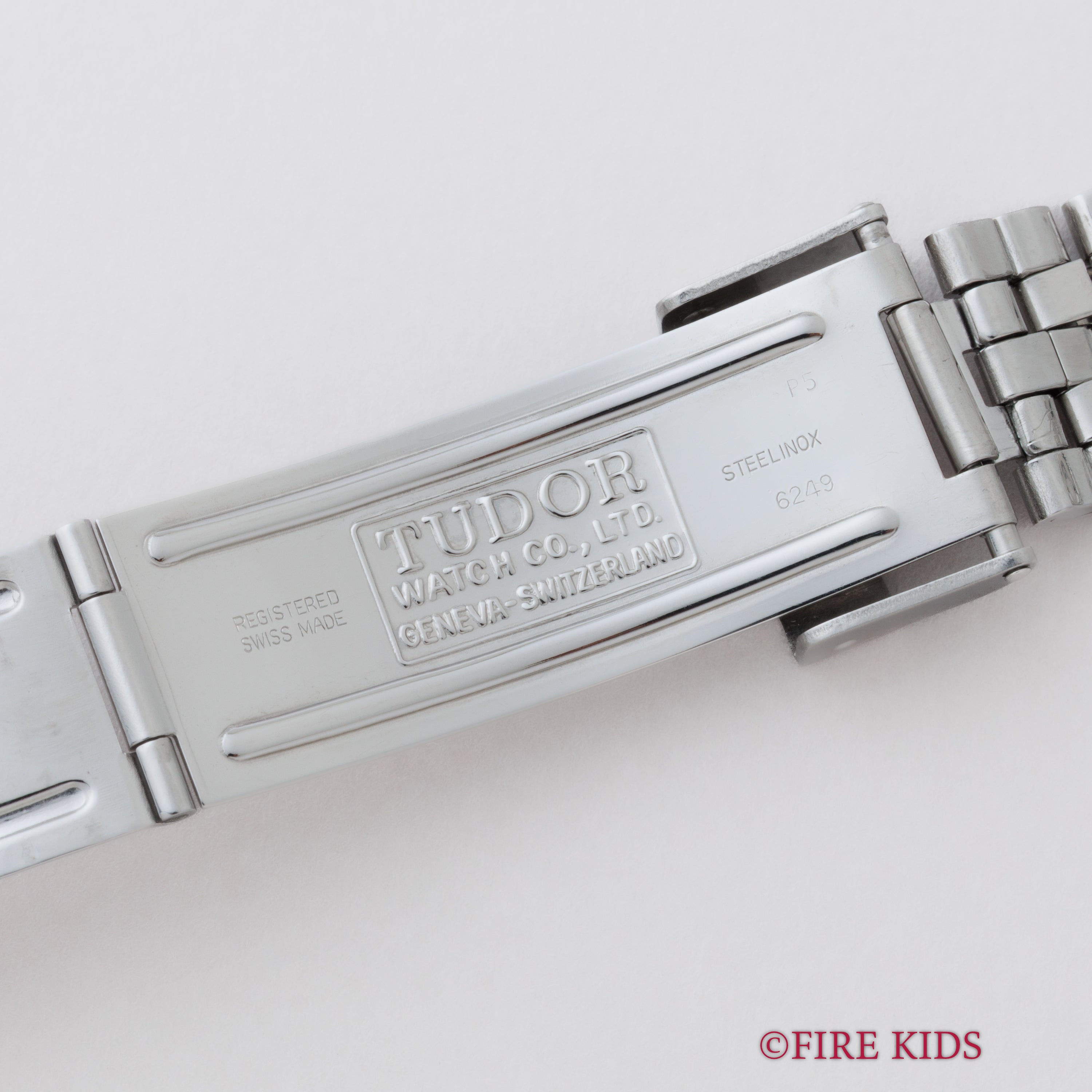 チューダー ミニサブ 1989年製 Ref.73090 ブラックダイヤル 王冠リューズ トリチウム夜光