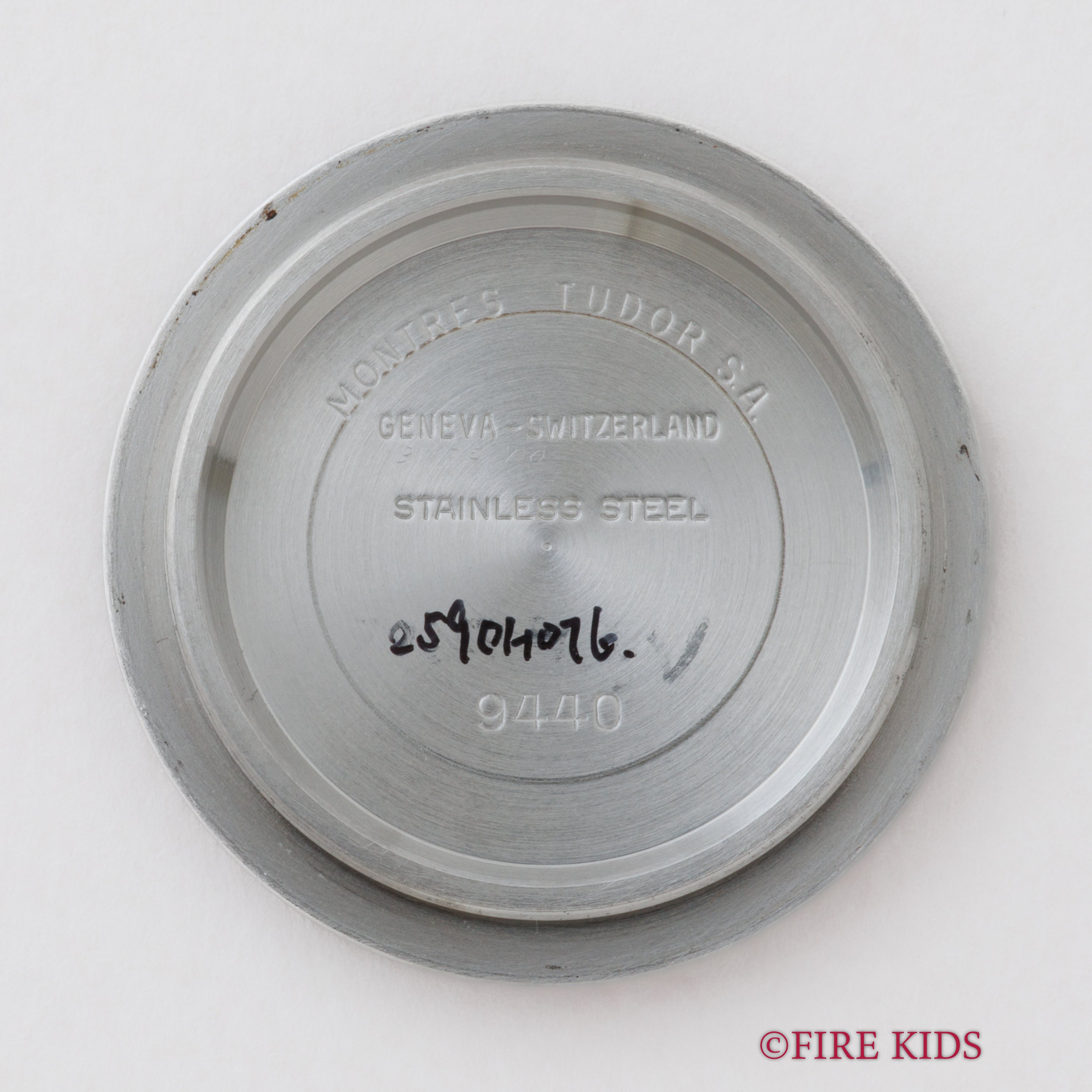 チューダー ミニサブ 1989年製 Ref.73090 ブラックダイヤル 王冠リューズ トリチウム夜光