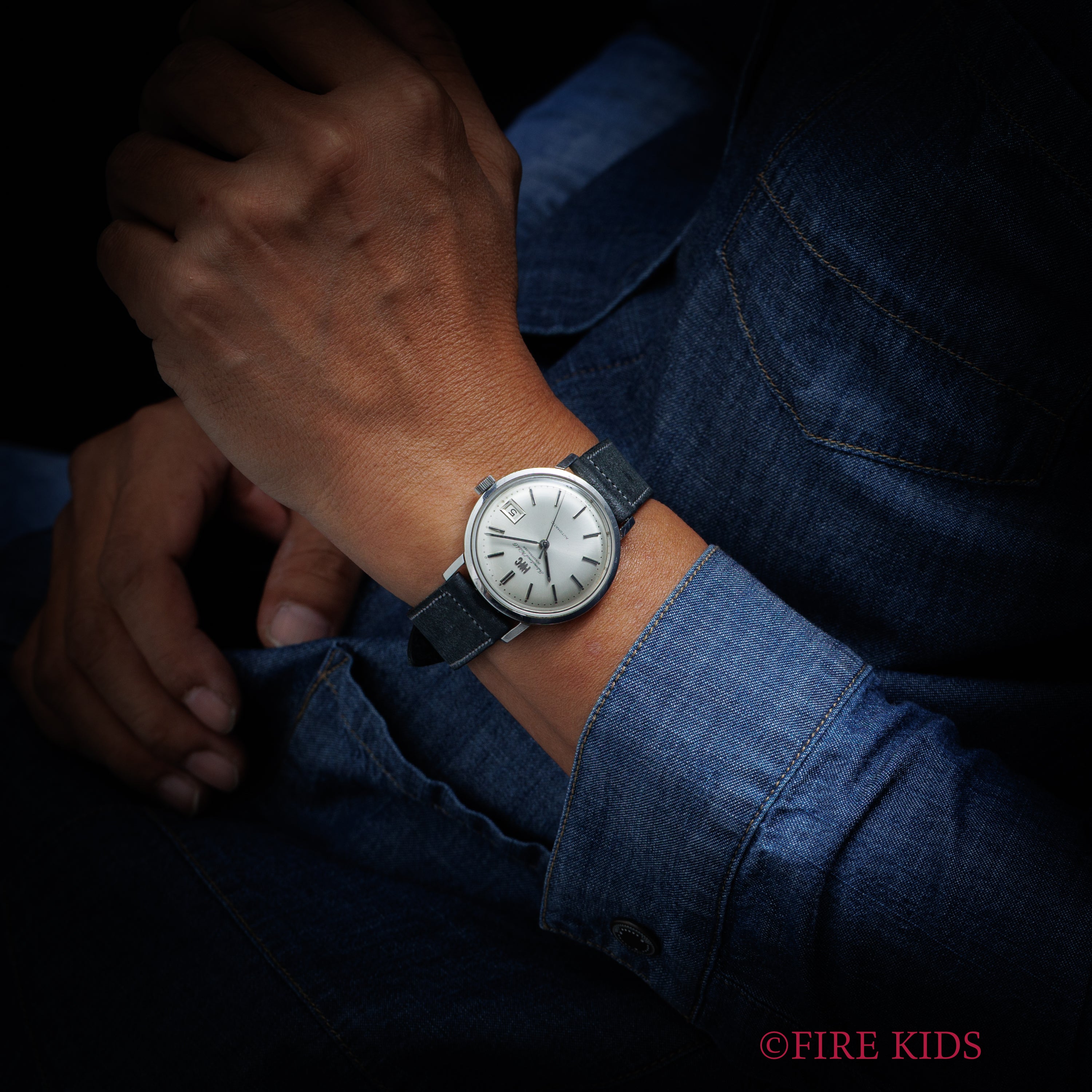 IWC ラウンドケース 1972年製 ペラトン式自動巻き Ref.R818AD Cal.8541B 箱付き