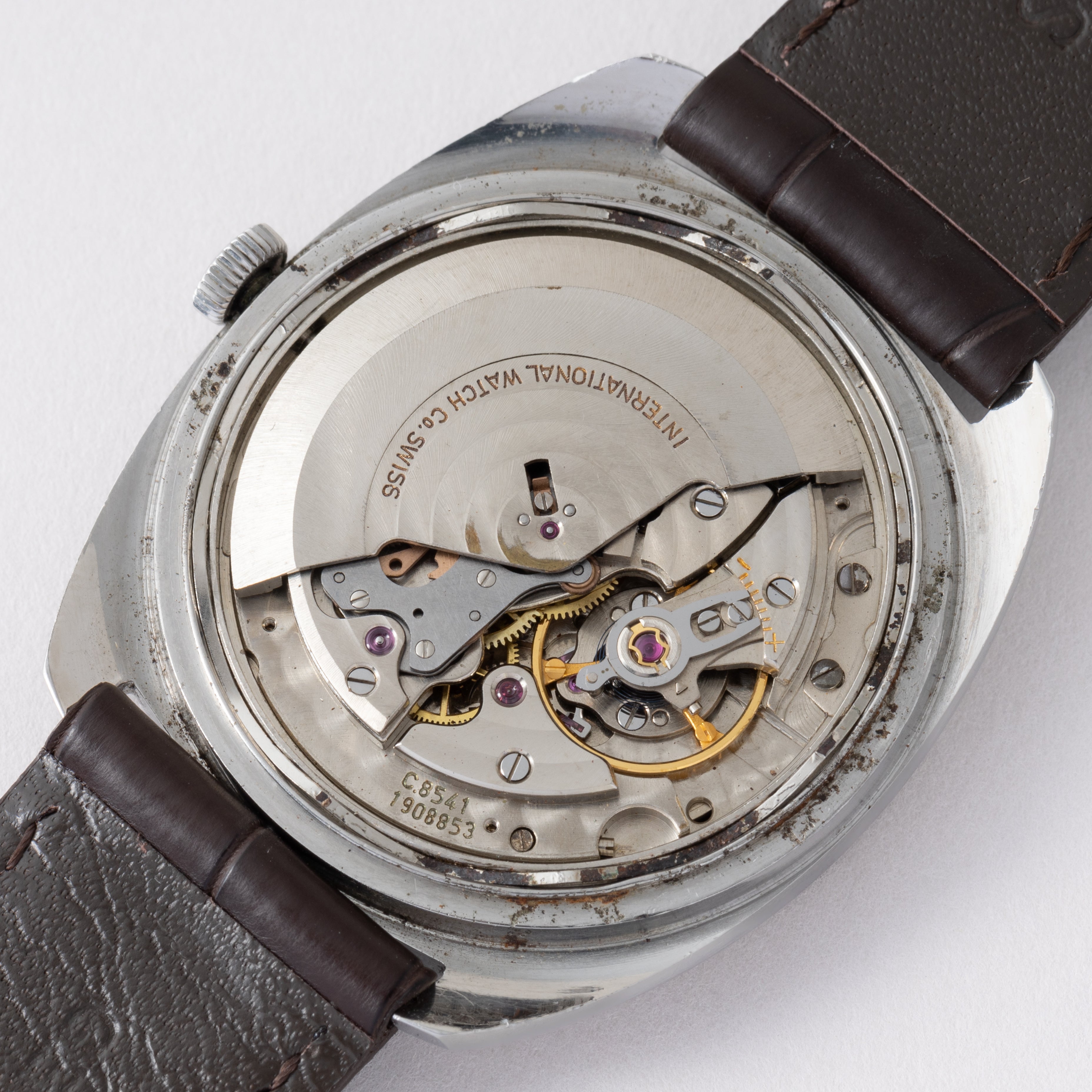 IWC トノーケース 1969年製 Ref.R819A Cal.8541