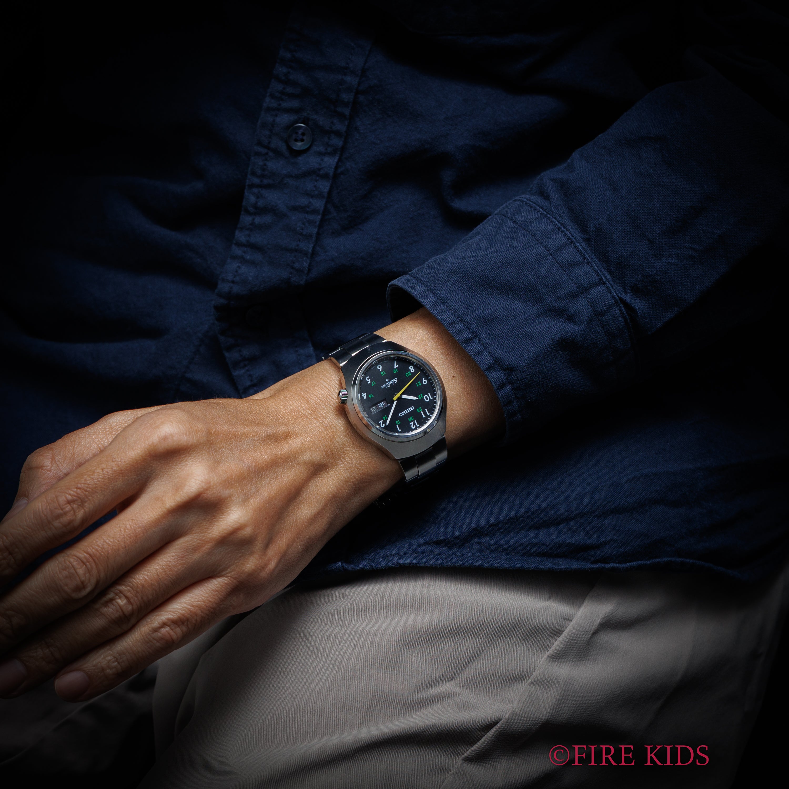 セイコー シルバーウェーブ 1977年製 ブラックアラビアダイヤル デイデイト自動巻 純正ブレス