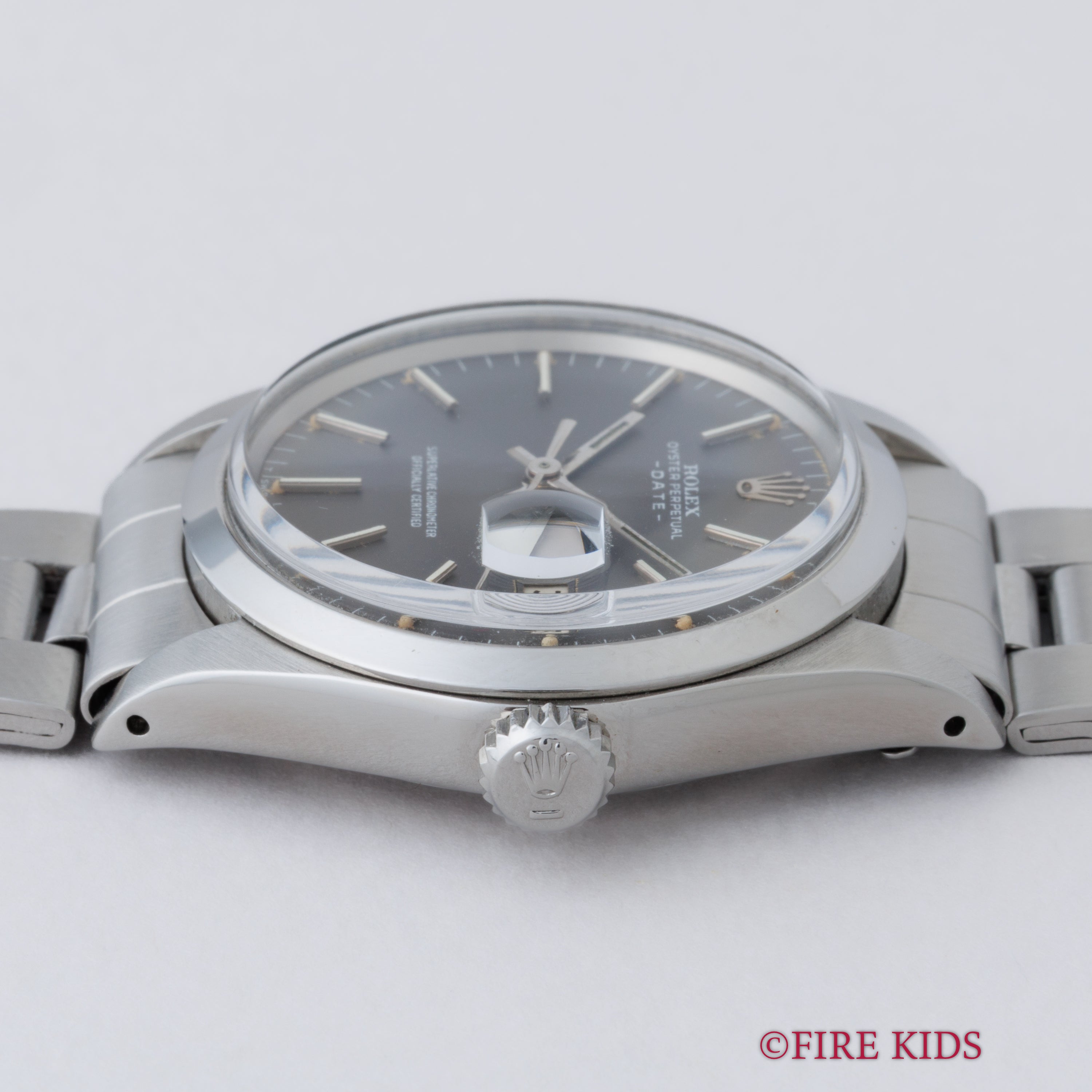 ロレックス 1970年製 オイスターパーペチュアルデイト Ref.1500 グレーダイヤル 純正巻きブレス