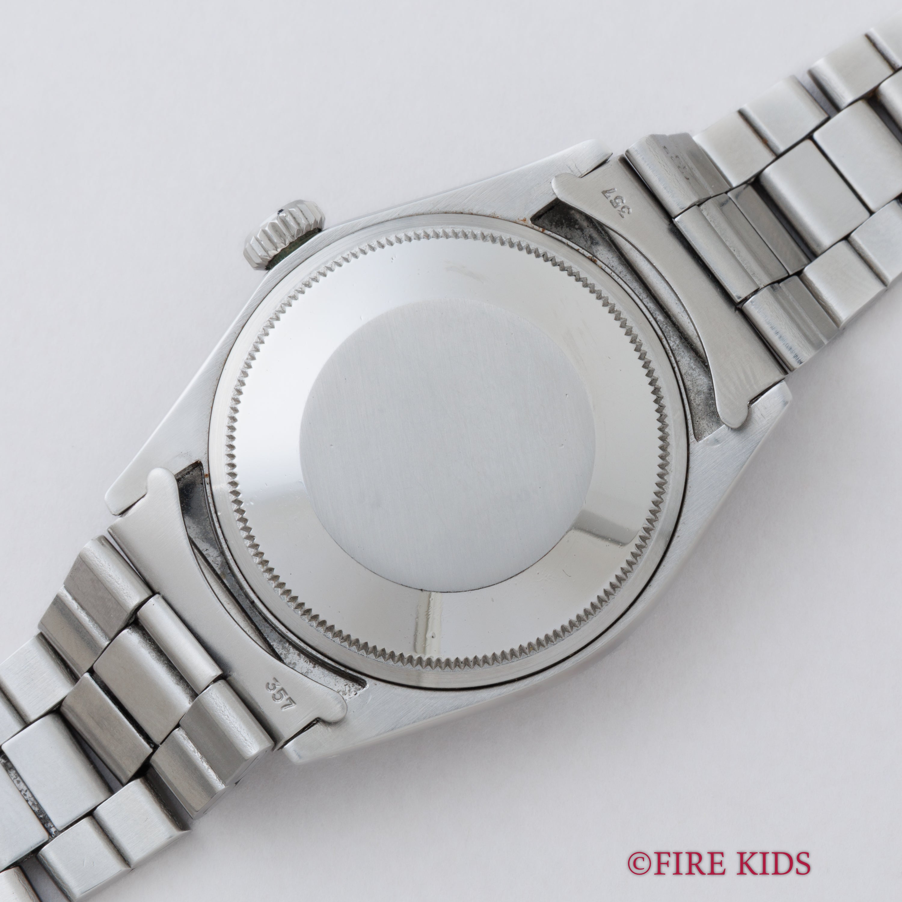 ロレックス 1970年製 オイスターパーペチュアルデイト Ref.1500 グレーダイヤル 純正巻きブレス