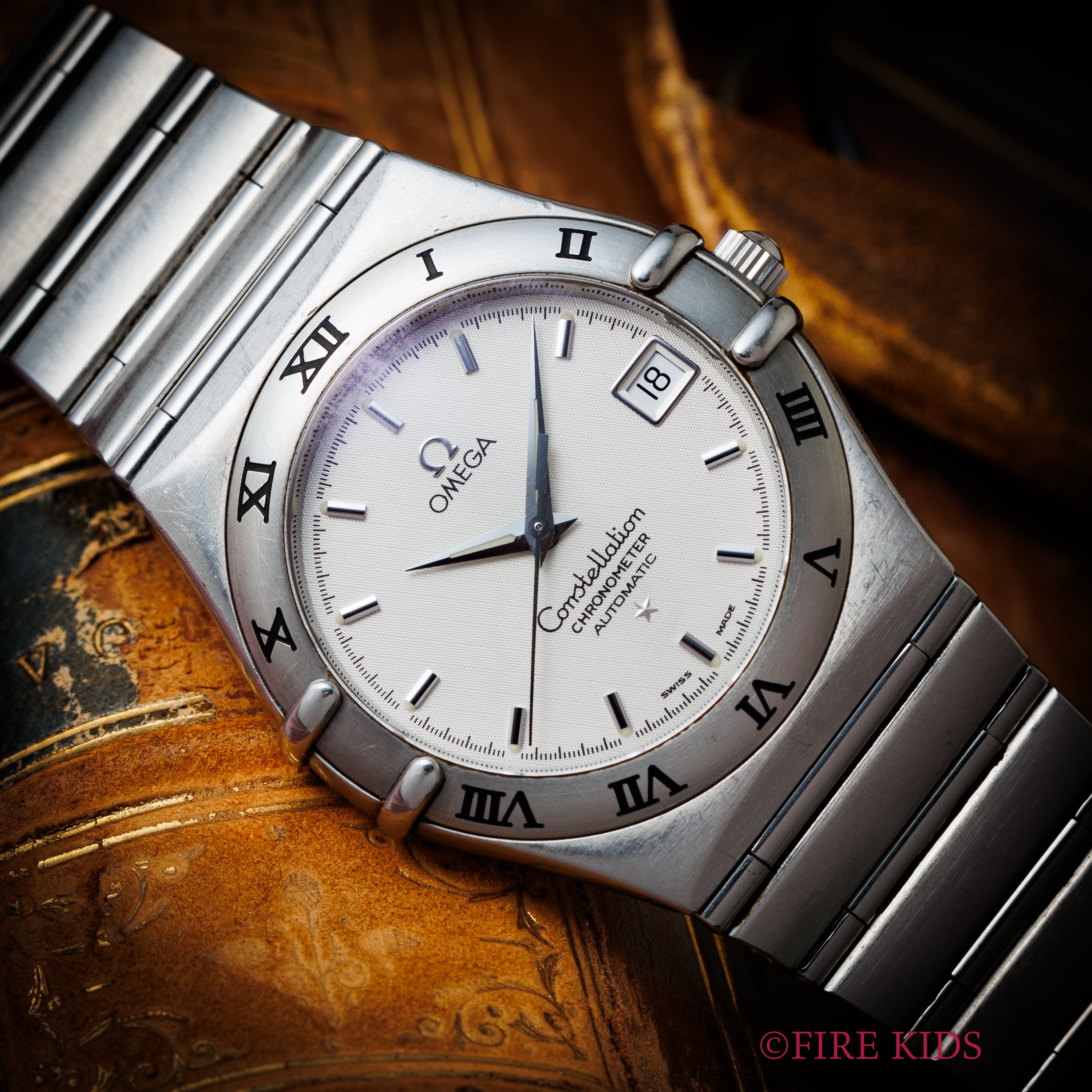 オメガ コンステレーション Ref.368.1201 1999年製 ホワイトダイヤル 自動巻クロノメーター マンハッタン インテグレートブレス