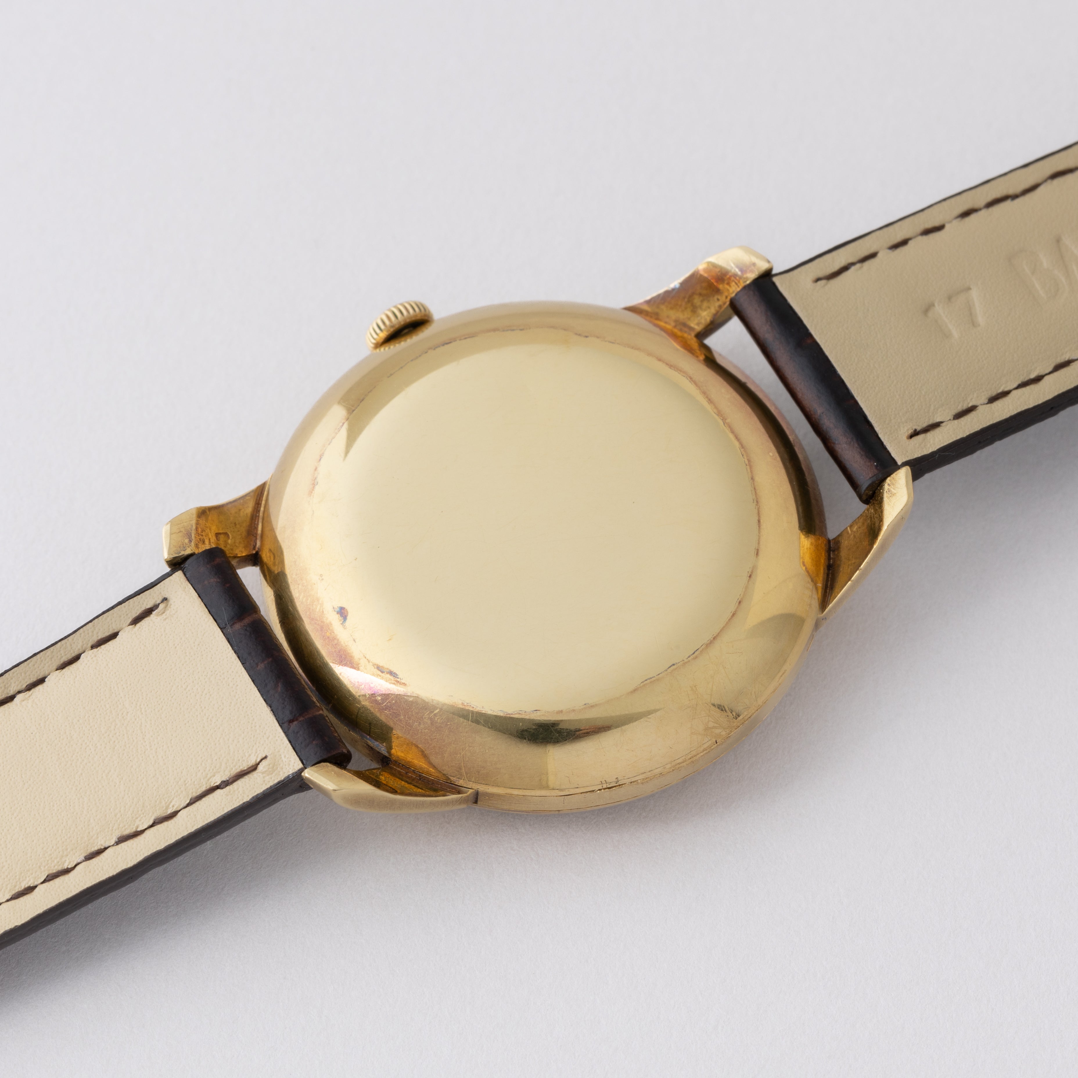 IWC ラウンドケース 18金無垢 1954年製 ブラックミラーダイヤル 箱付き