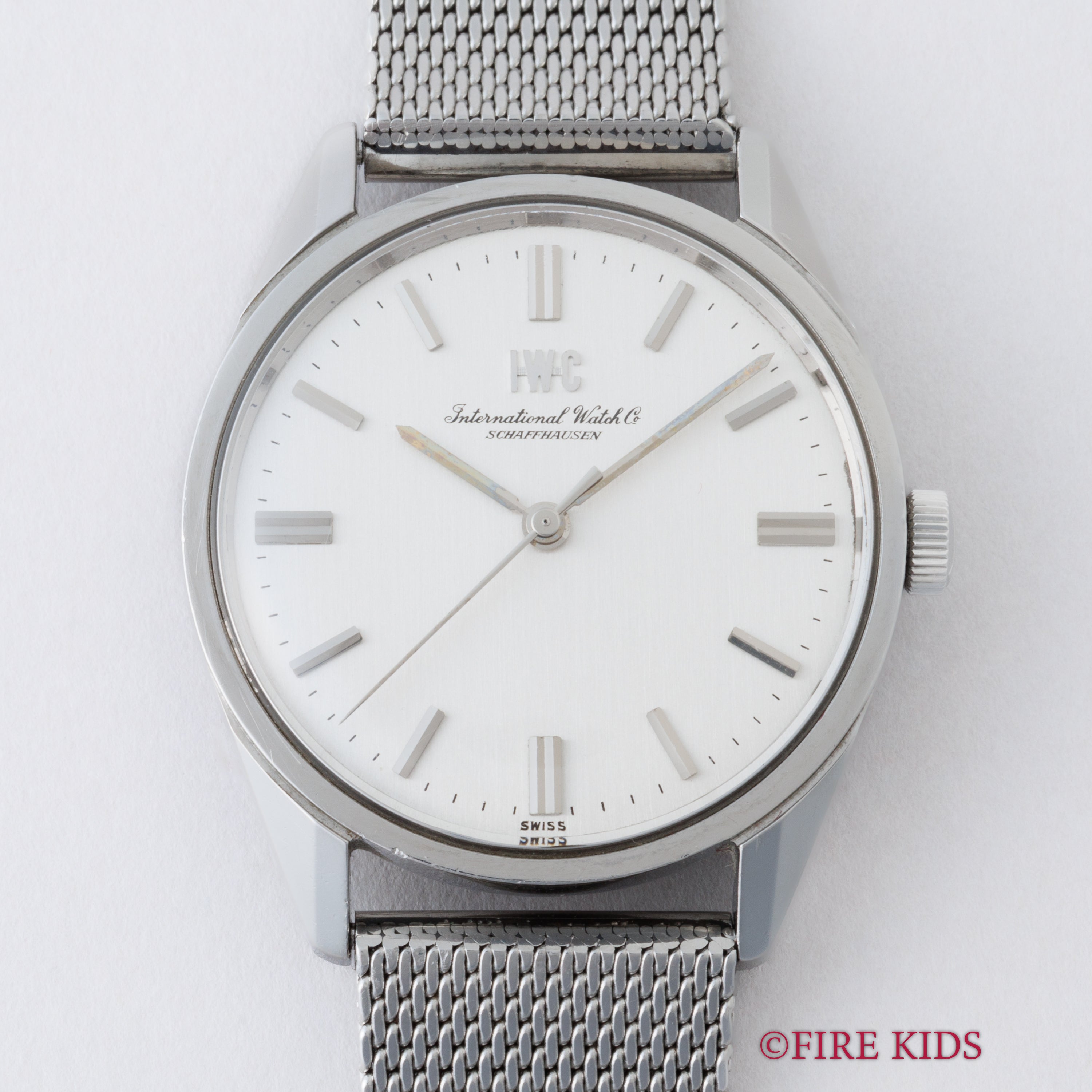 IWC ラウンド 1970年製(昭和45年製) Cal.89 手巻き オールドインター R810 純正メッシュブレス付