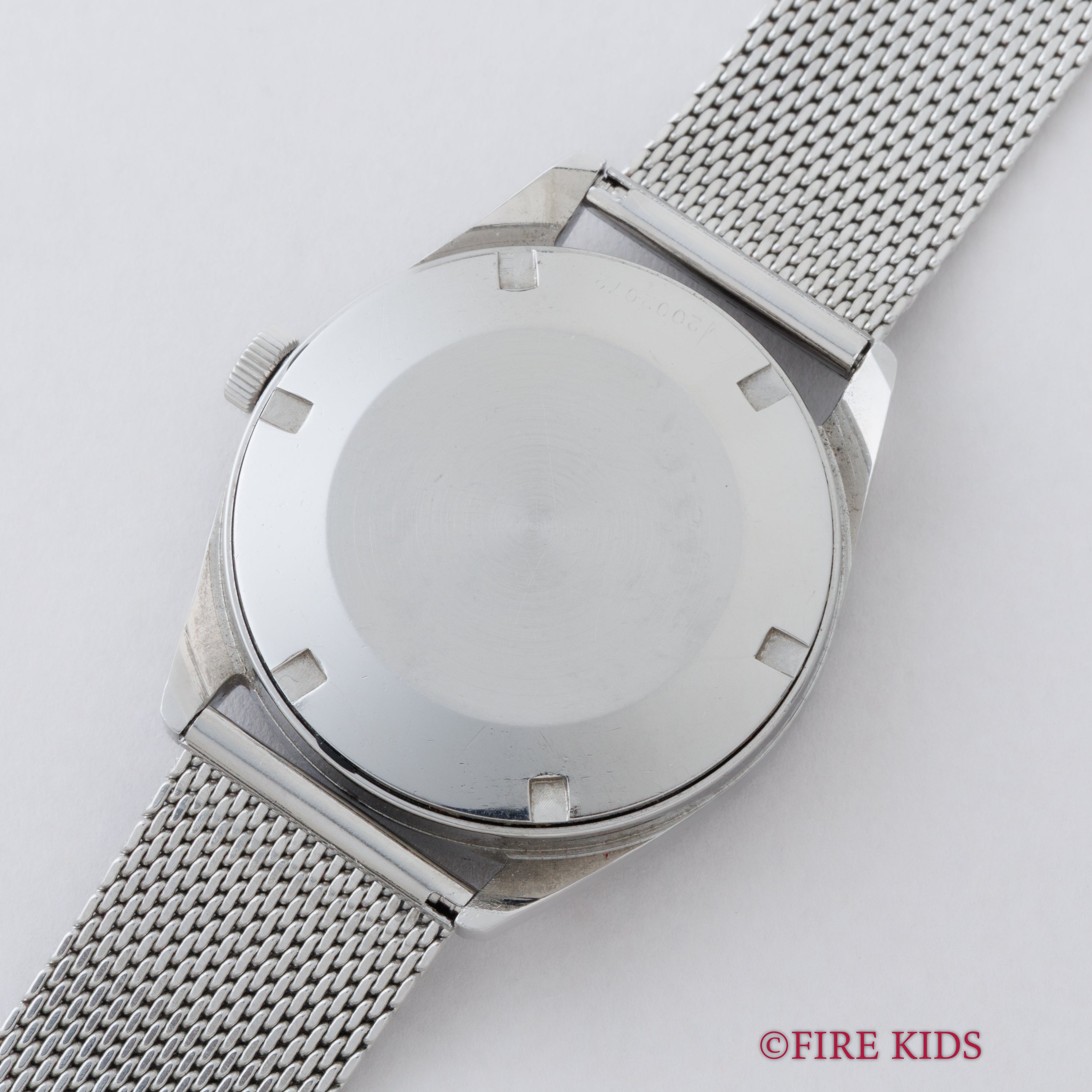 IWC ラウンド 1970年製(昭和45年製) Cal.89 手巻き オールドインター R810 純正メッシュブレス付