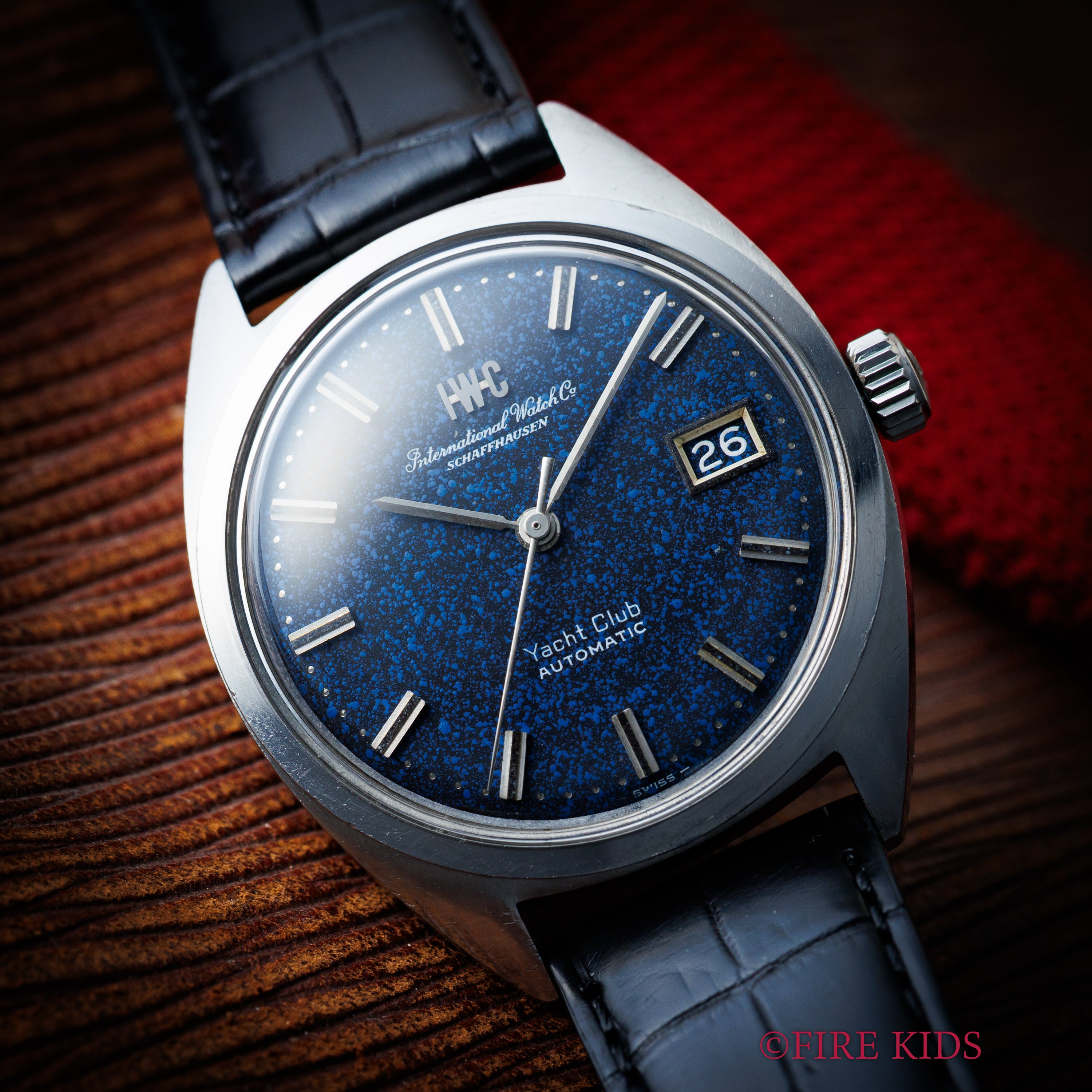 IWC ヨットクラブ ブルーマーブル 1969年製 Cal.8541 ペラトン式自動巻き